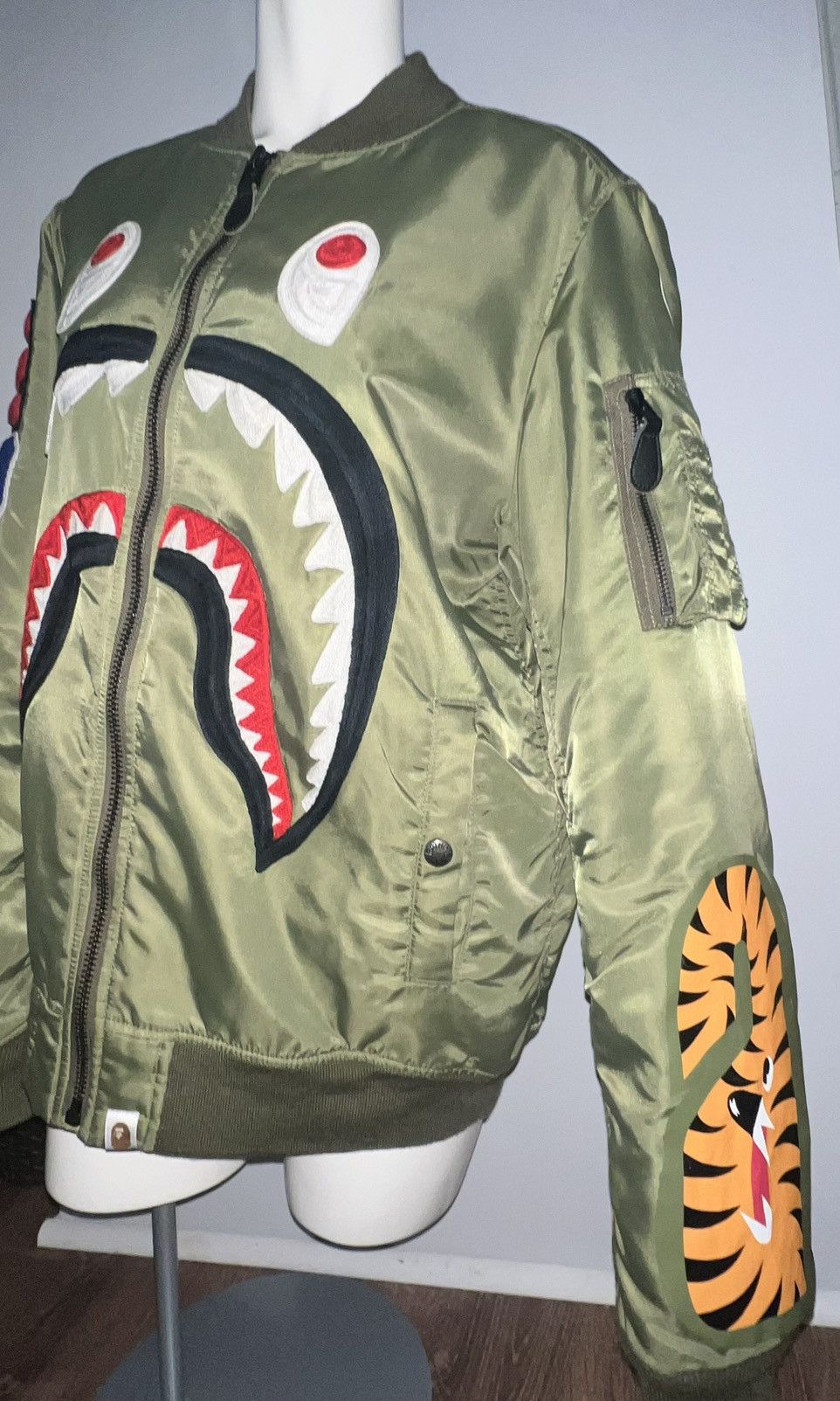 Bape A Bathing Ape Green Bomber Jacket Size US M / EU 48-50 / 2 - 2 Thumbnail