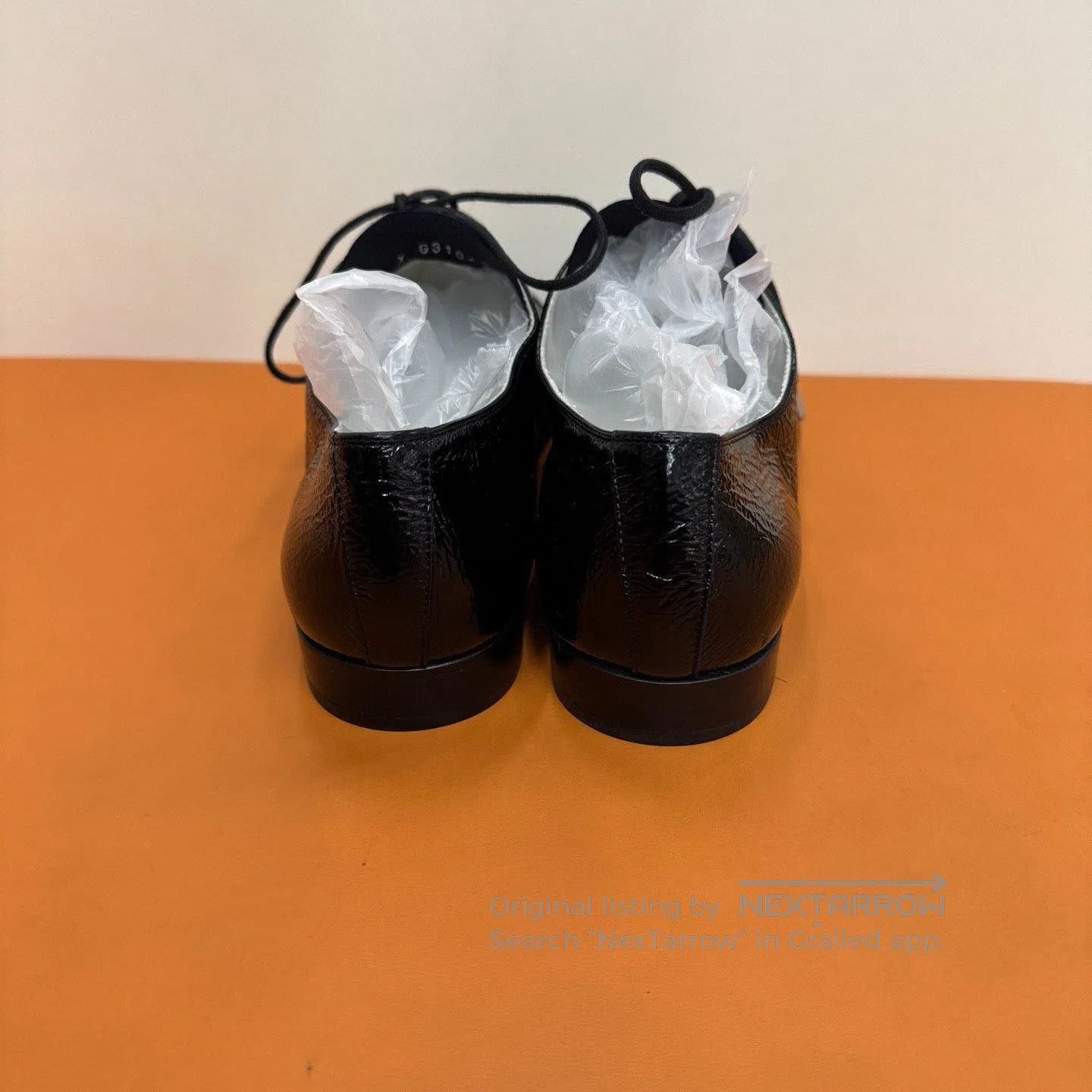 Chanel Chanel Black Pointed Leather Shoes. Size US 7 / IT 37 - 4 Thumbnail