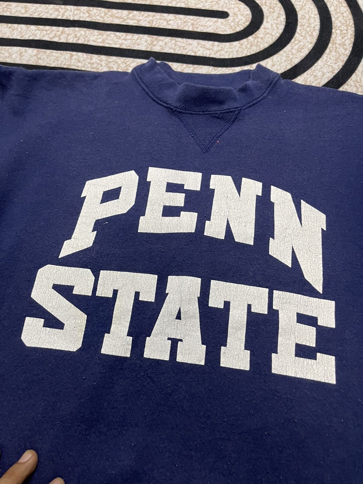 Hanes 80s PENN STATE CREWNECK SPELL OUT FADED Size US S / EU 44-46 / 1 - 7 Thumbnail