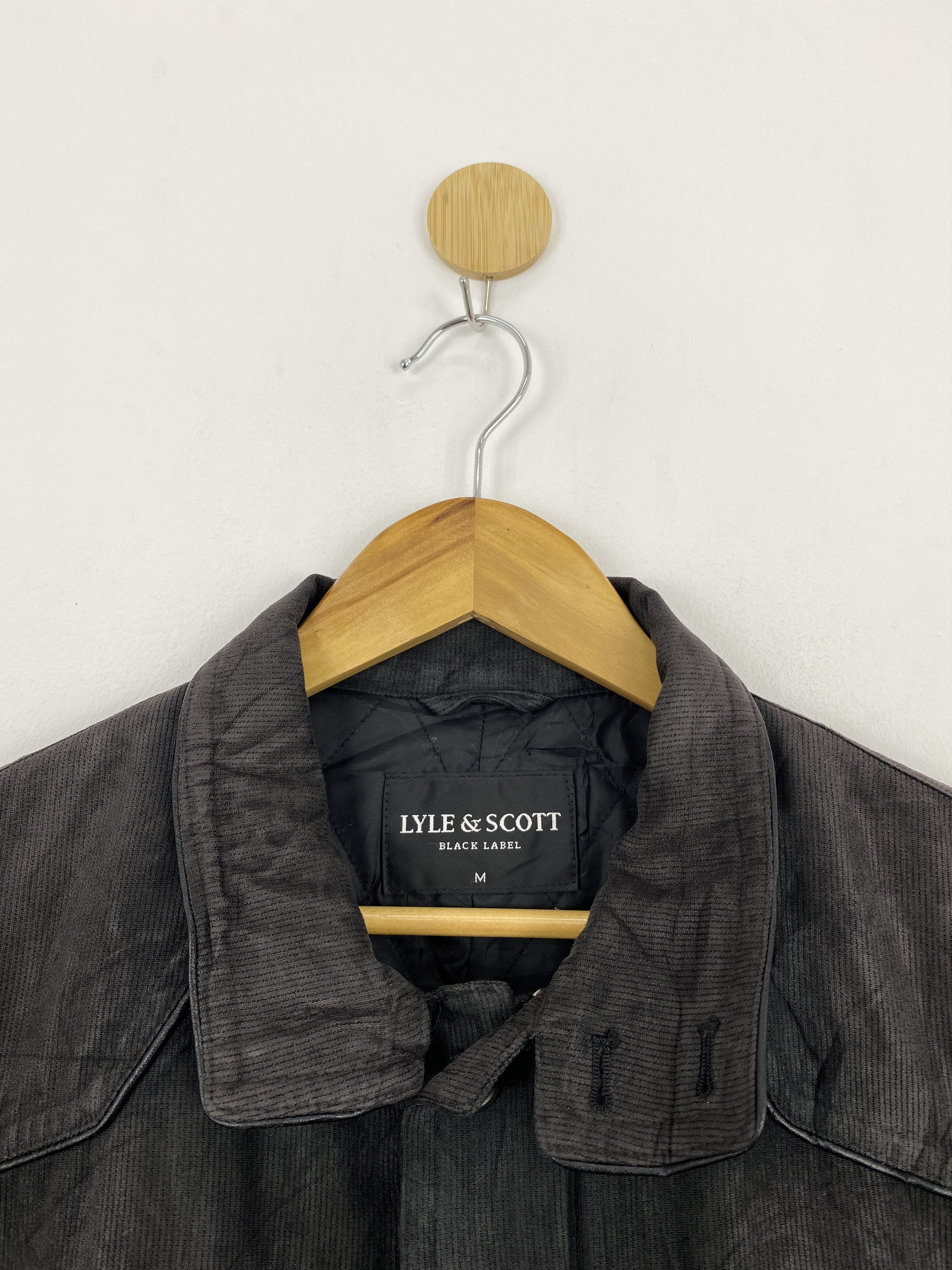 Lyle & Scott Vintage Lyle & Scott Corduroy Double Pocket Jacket J1733 Size US M / EU 48-50 / 2 - 9 Thumbnail