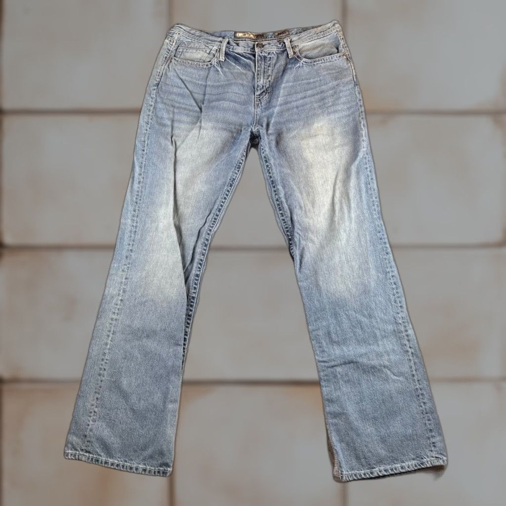 BKE Seth Jeans Mens 40X Fits 39x35 Blue Med Wash Relaxed Straight Denim Cotton Jeans Buckle BKE Brand Mens Straight Theme Cowboy Rock Vintage No