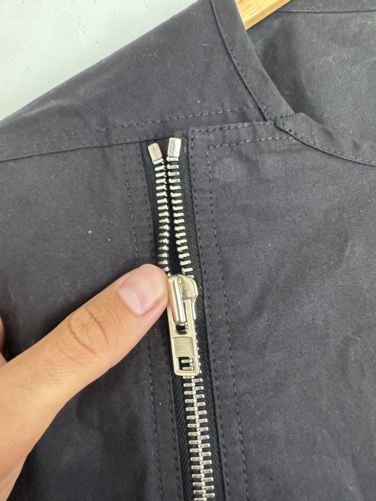 Rick Owens Vicious Asymmetric Zip Size US L / EU 52-54 / 3 - 2 Thumbnail