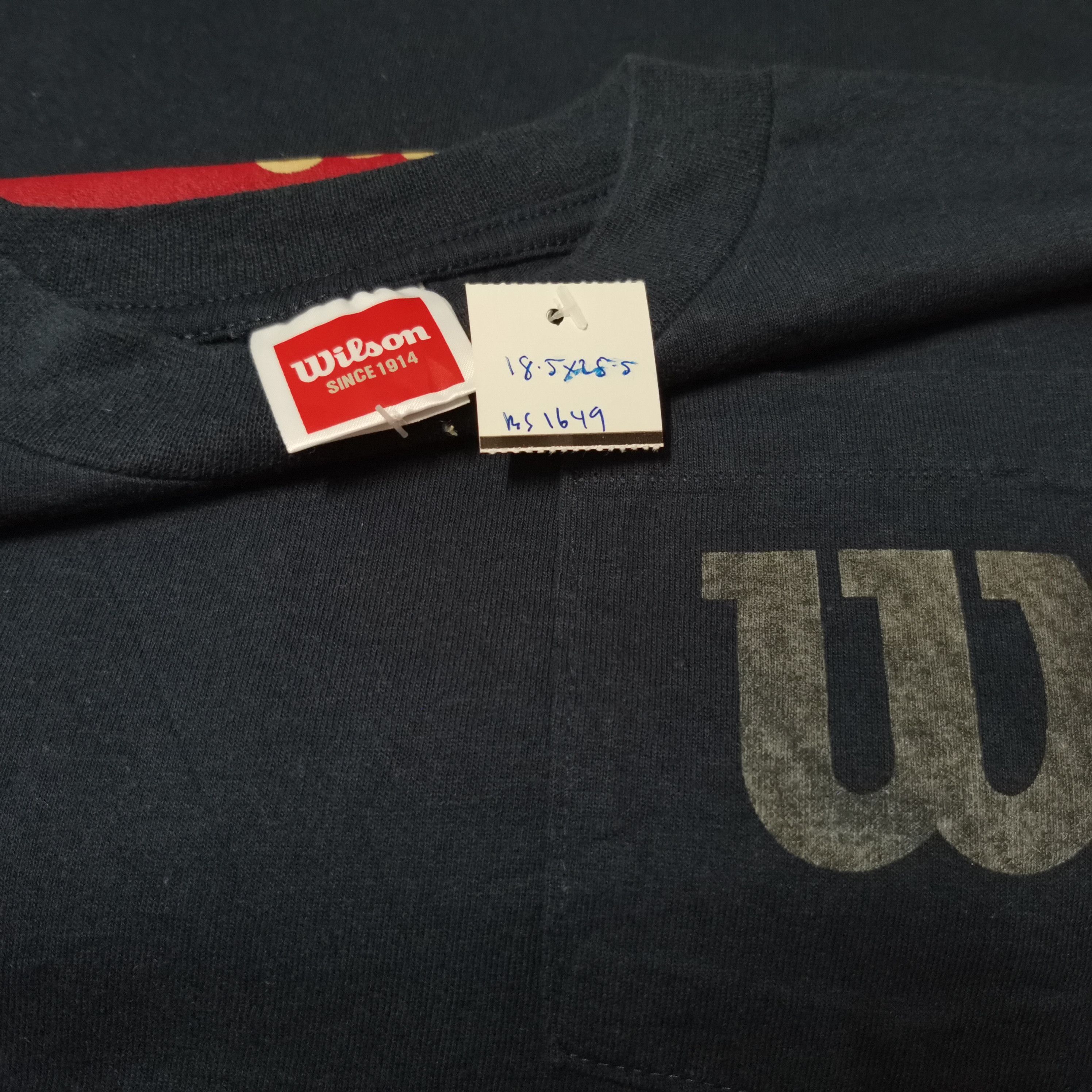 Vintage Vintage 90s Wilson Tshirt Sportswear Crewneck Tees Size US S / EU 44-46 / 1 - 5 Thumbnail