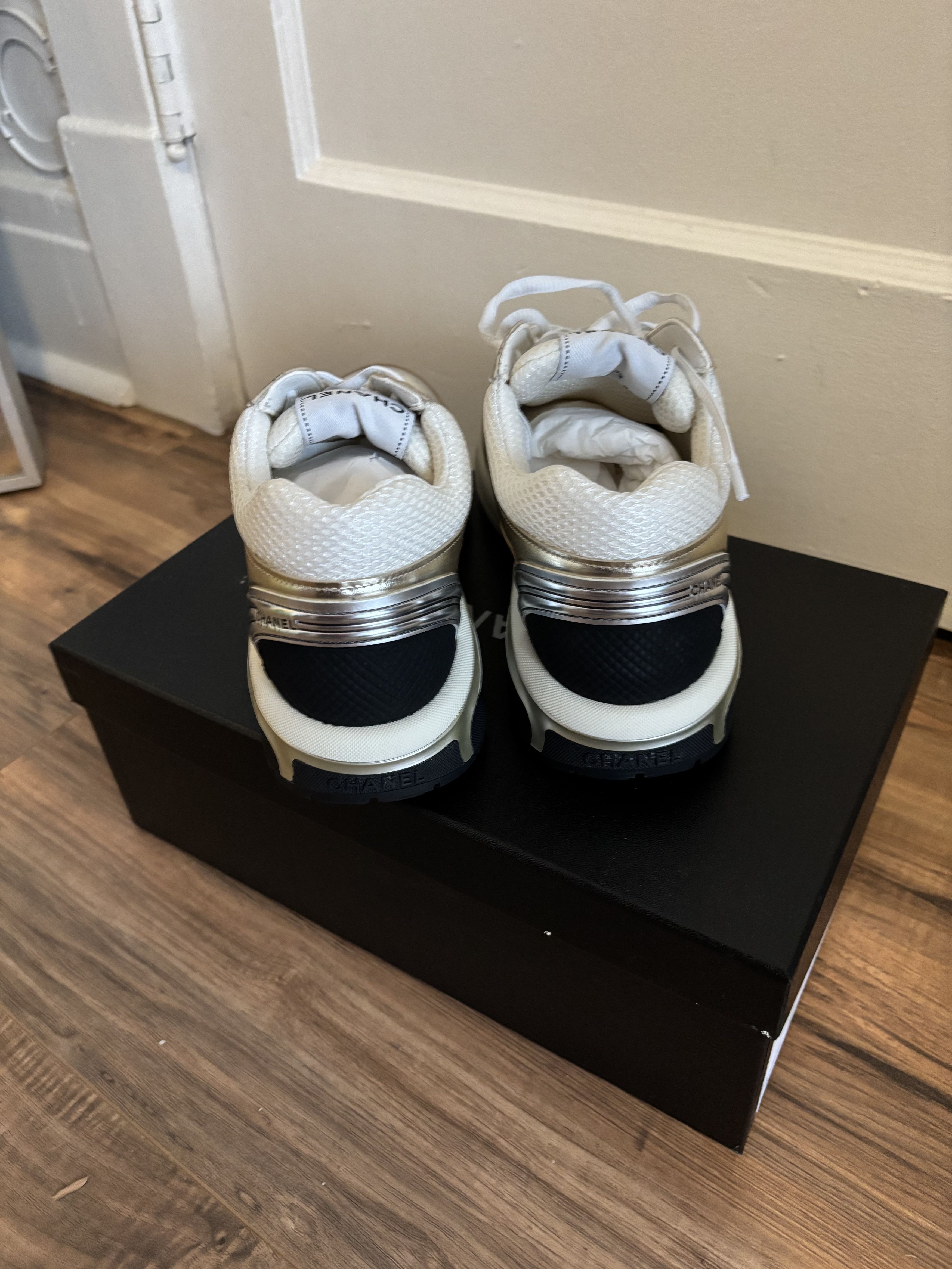 Chanel Chanel Sneakers Size US 11 / IT 41 - 4 Thumbnail