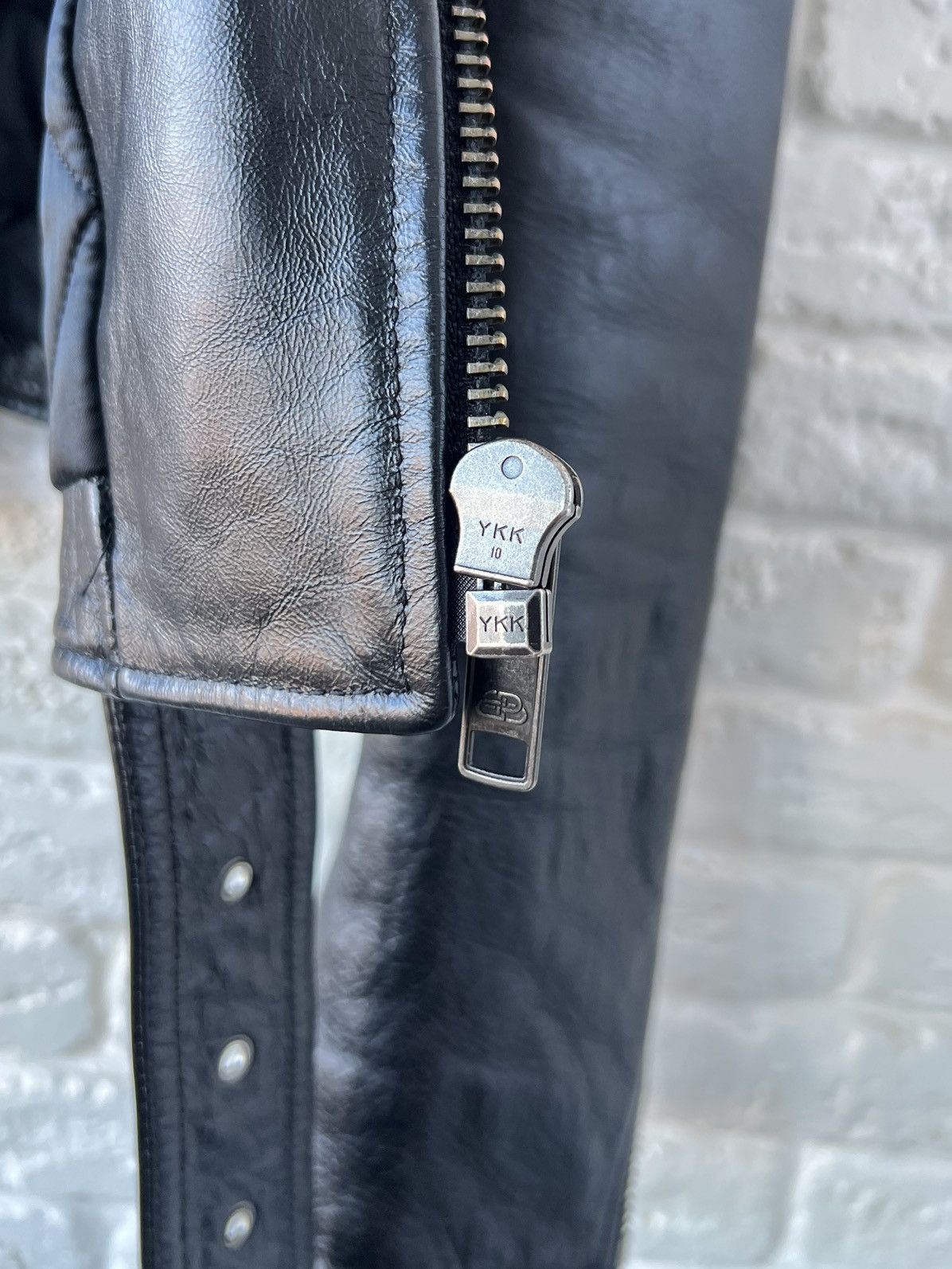 Balenciaga Balenciaga Leather Biker Big Lipstick Logo Jacket Size XS / US 0-2 / IT 36-38 - 10 Thumbnail