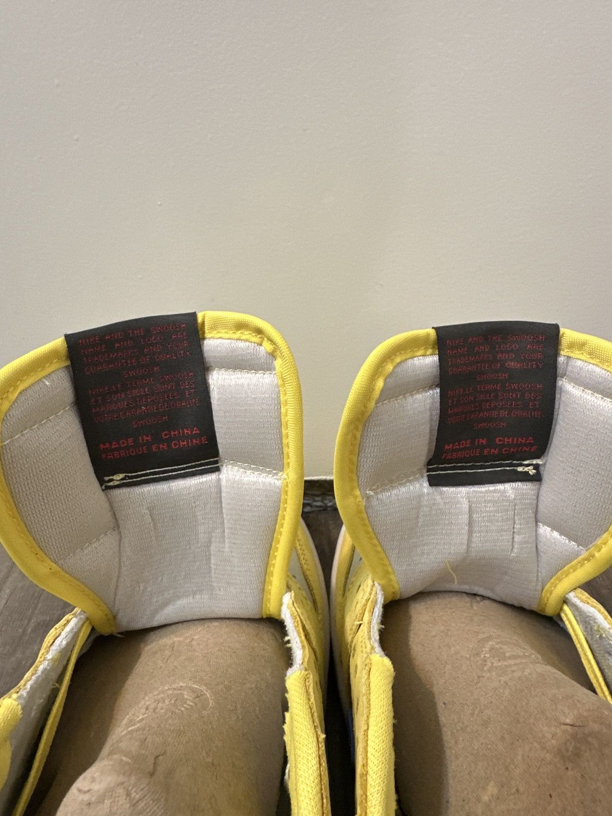 Jordan Brand × Nike × Travis Scott Women’s Air Jordan 1 Retro OG SP Size US 9 / IT 39 - 12 Thumbnail
