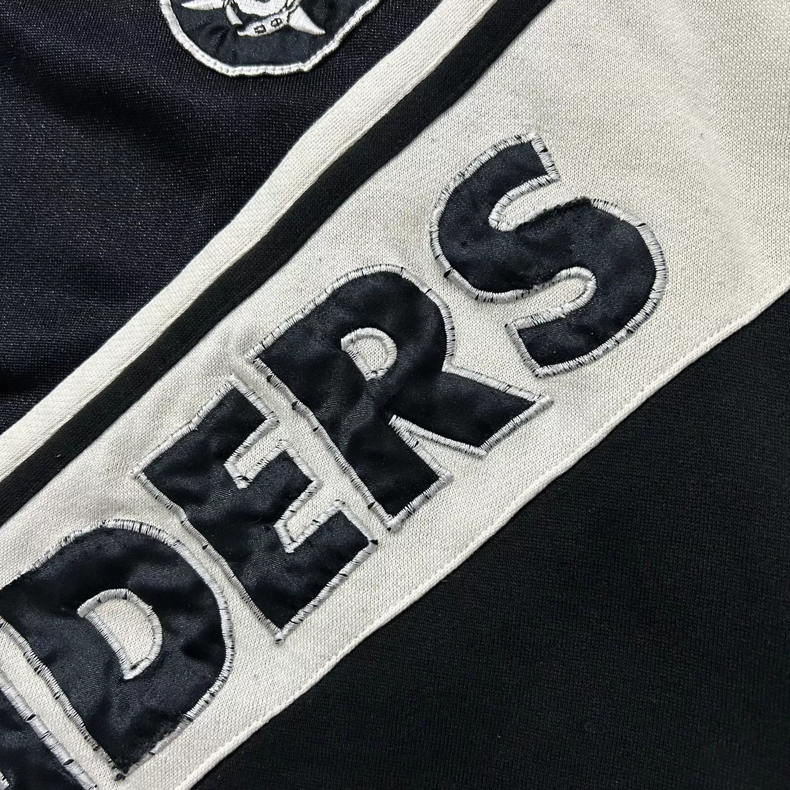 NFL × Starter × Vintage LOS ANGELES RAIDERS STARTER SWEATSHIRT CREWNECK SIZE M Size US M / EU 48-50 / 2 - 9 Thumbnail