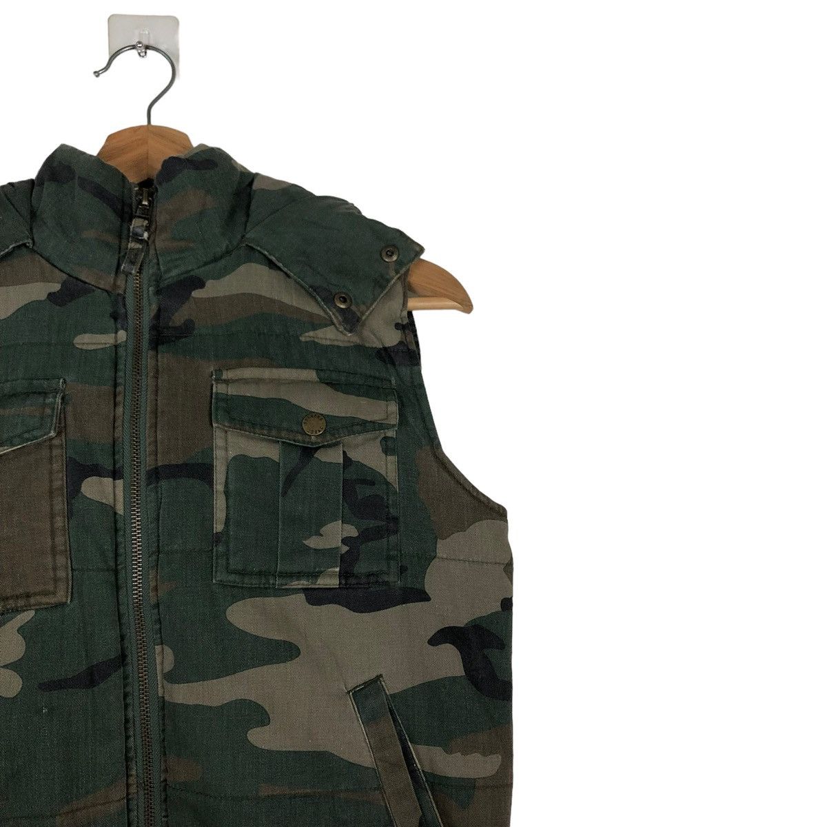 Japanese Brand 🔥BIKER PARACHUTE BONDAGE DESIGN TANK TOP MILITARY CAMO Size US L / EU 52-54 / 3 - 6 Thumbnail