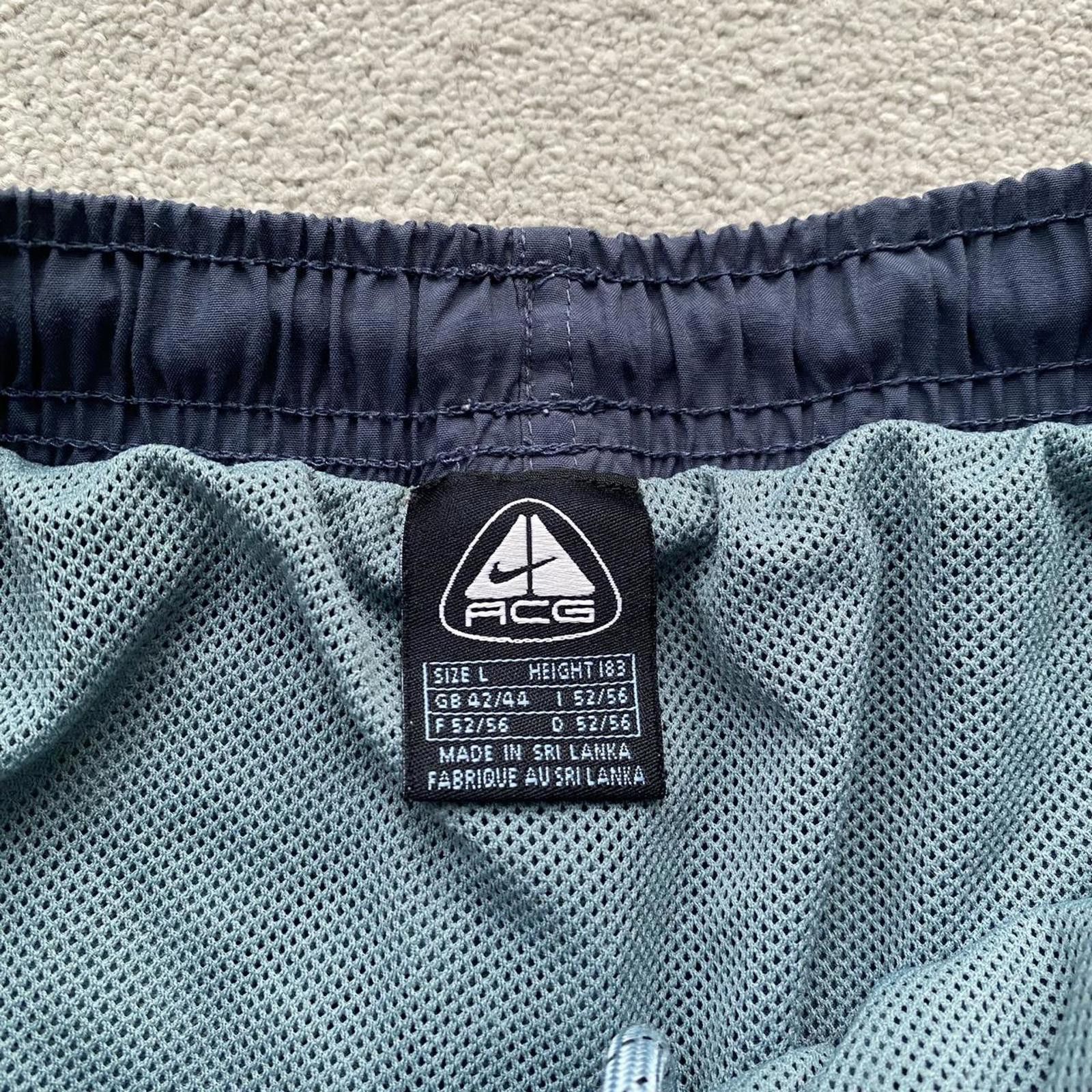 Nike ACG Nike ACG Vintage Technical Utility Cargo Shorts Size US 34 / EU 50 - 7 Thumbnail
