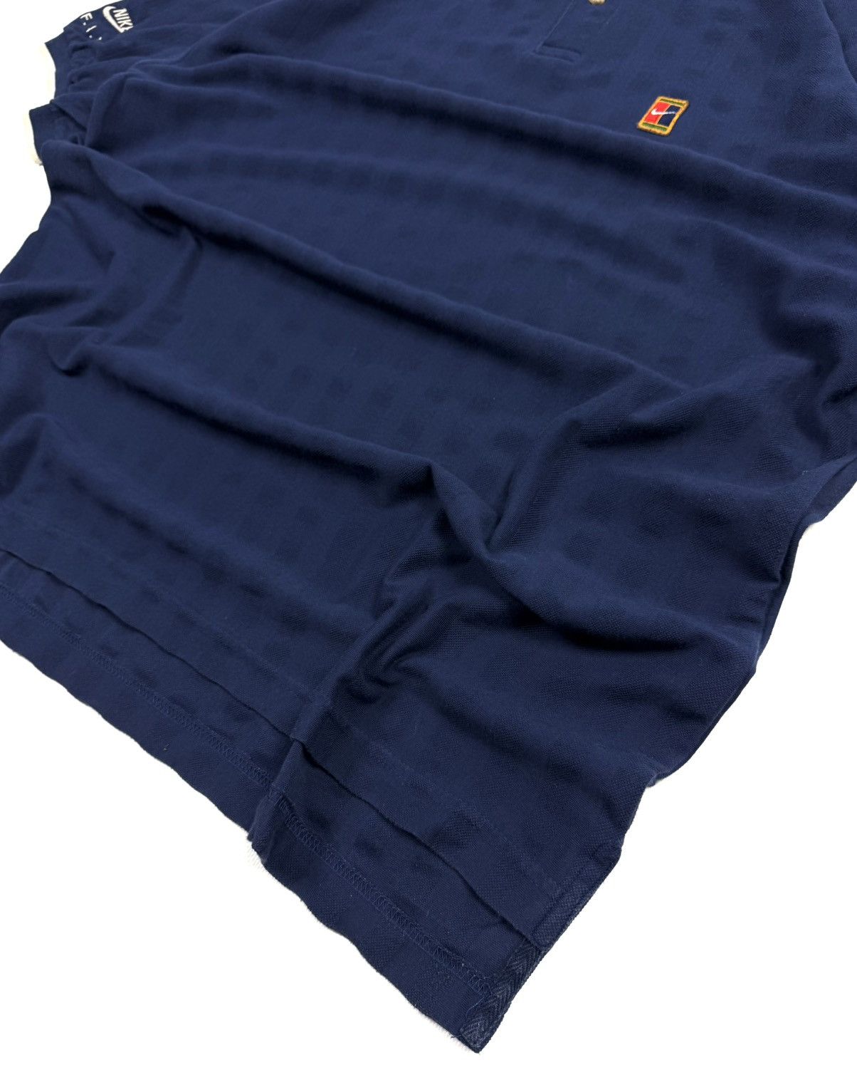 Nike 90s Nike Court Vintage Striped Polo Shirt Tee Tennis Blue Size US L / EU 52-54 / 3 - 6 Thumbnail