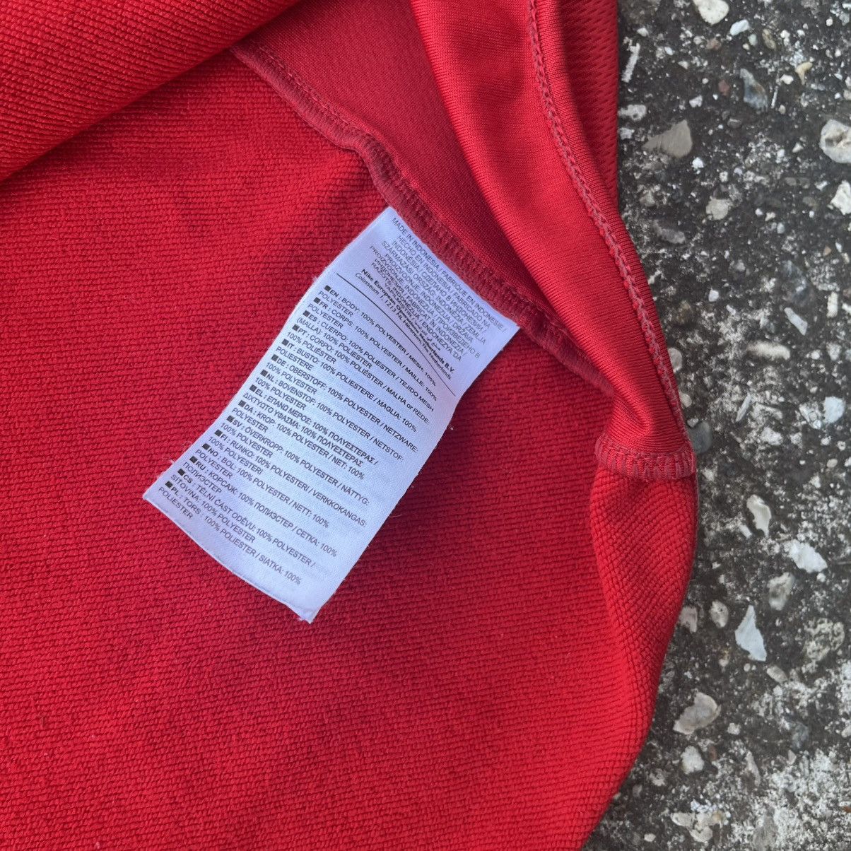 Nike Rare Vintage Nike Dri-FIT Red & White Technical Sweatshirt Size US L / EU 52-54 / 3 - 5 Thumbnail