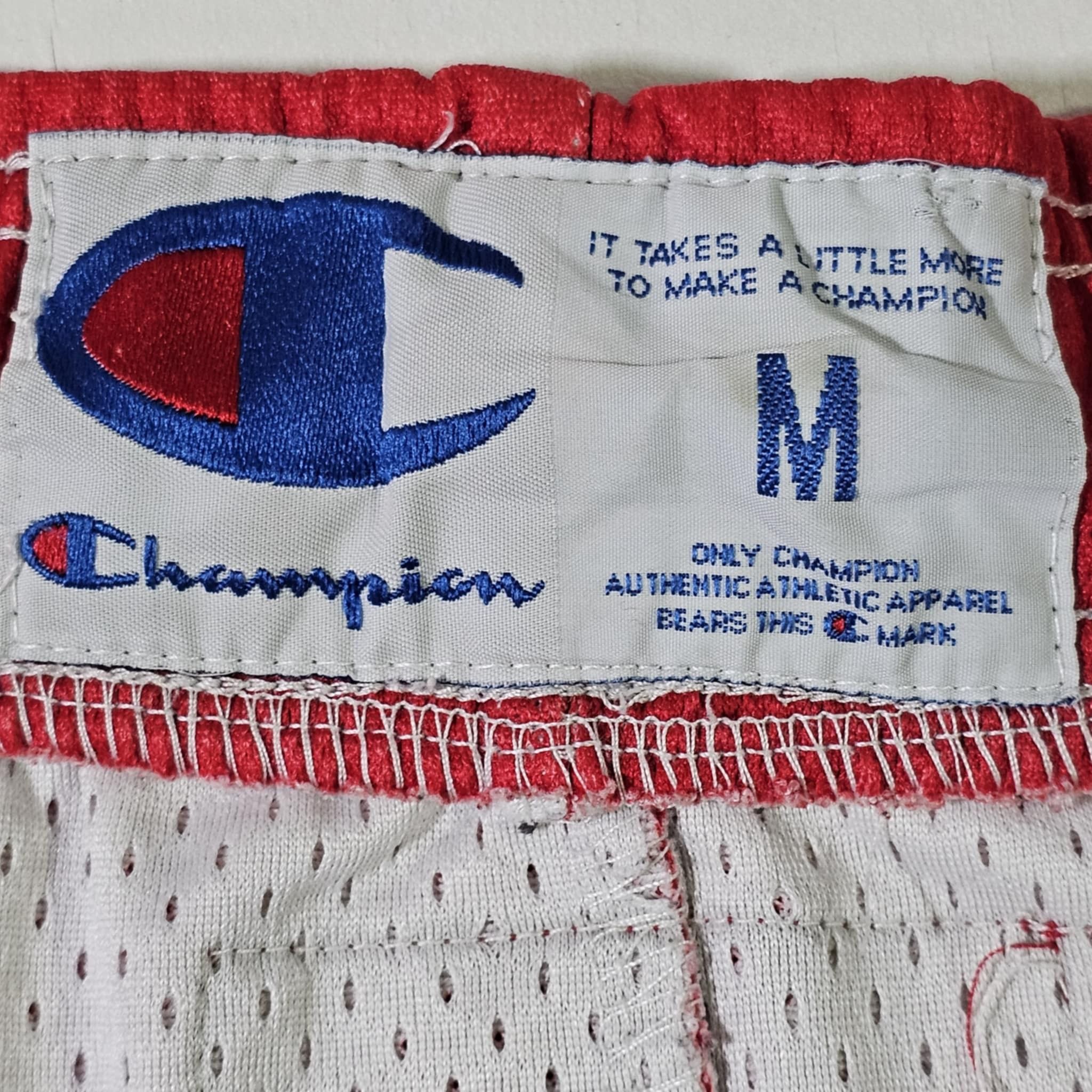 Champion × NBA × Vintage Toronto Raptors Vintage Y2K Champion Basketball Shorts Size US 32 / EU 48 - 6 Thumbnail