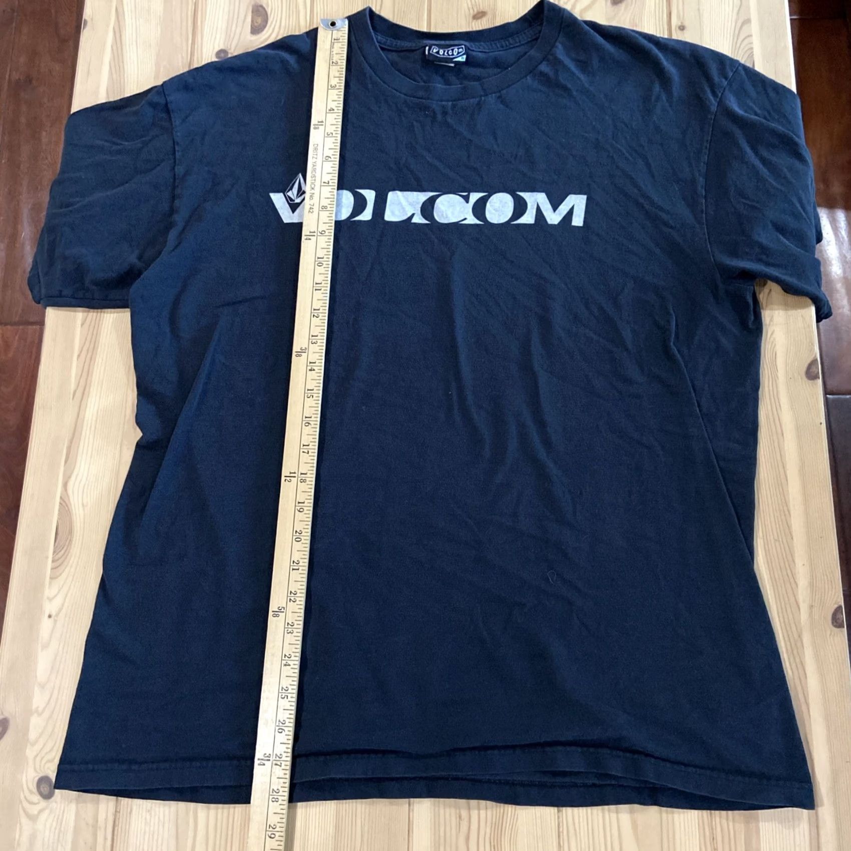Volcom VINTAGE Volcom Skateboard T-Shirt Mens XL Navy Stone Torn Logo Spellout Y2k Vtg Size US XL / EU 56 / 4 - 4 Thumbnail