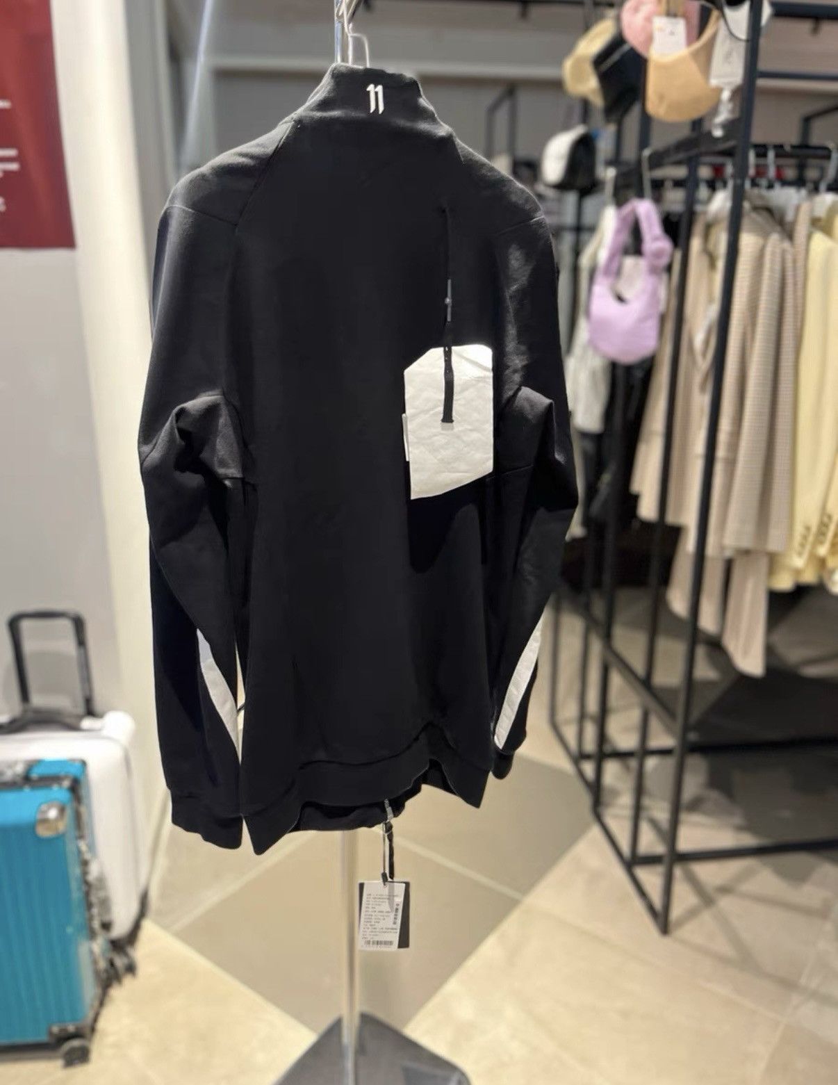 11 By Boris Bidjan Saberi 11 BY BORIS BIDJAN SABERI Black Sports Jacket Size US M / EU 48-50 / 2 - 2 Thumbnail