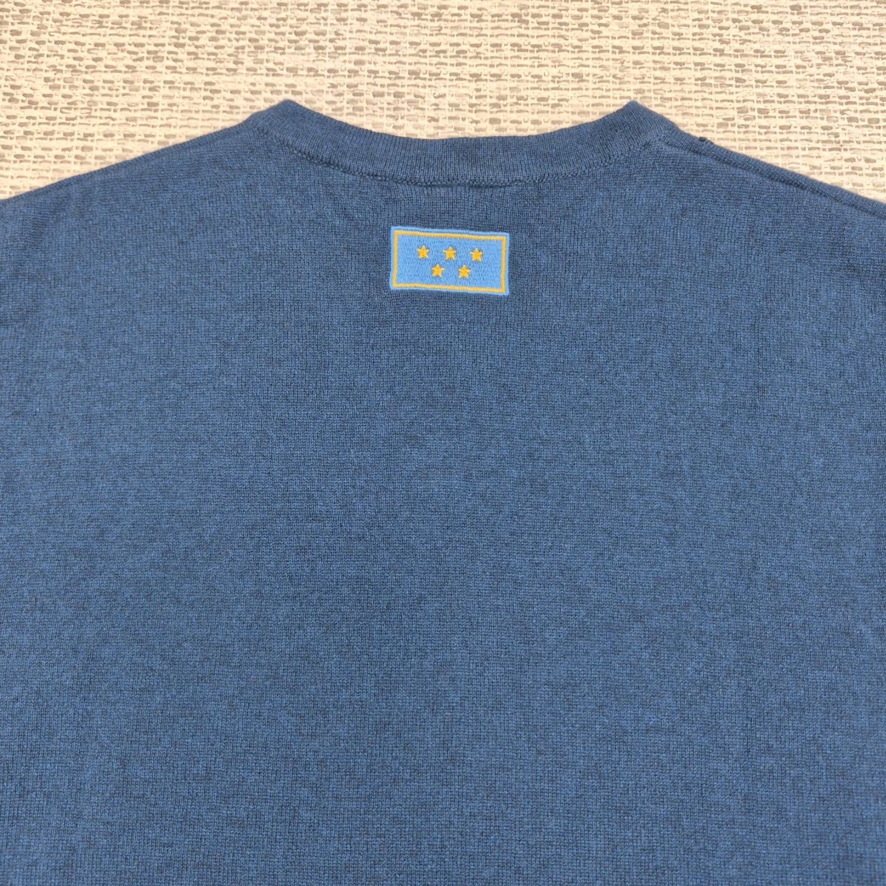 Lacoste Lacoste Mens Large Blue 100% Cashmere V-Neck Sleeveless Trophy Cup Embroidered Vest, Golf/Tennis, Classic Fit, Casual Sportswear Size US L / EU 52-54 / 3 - 4 Thumbnail