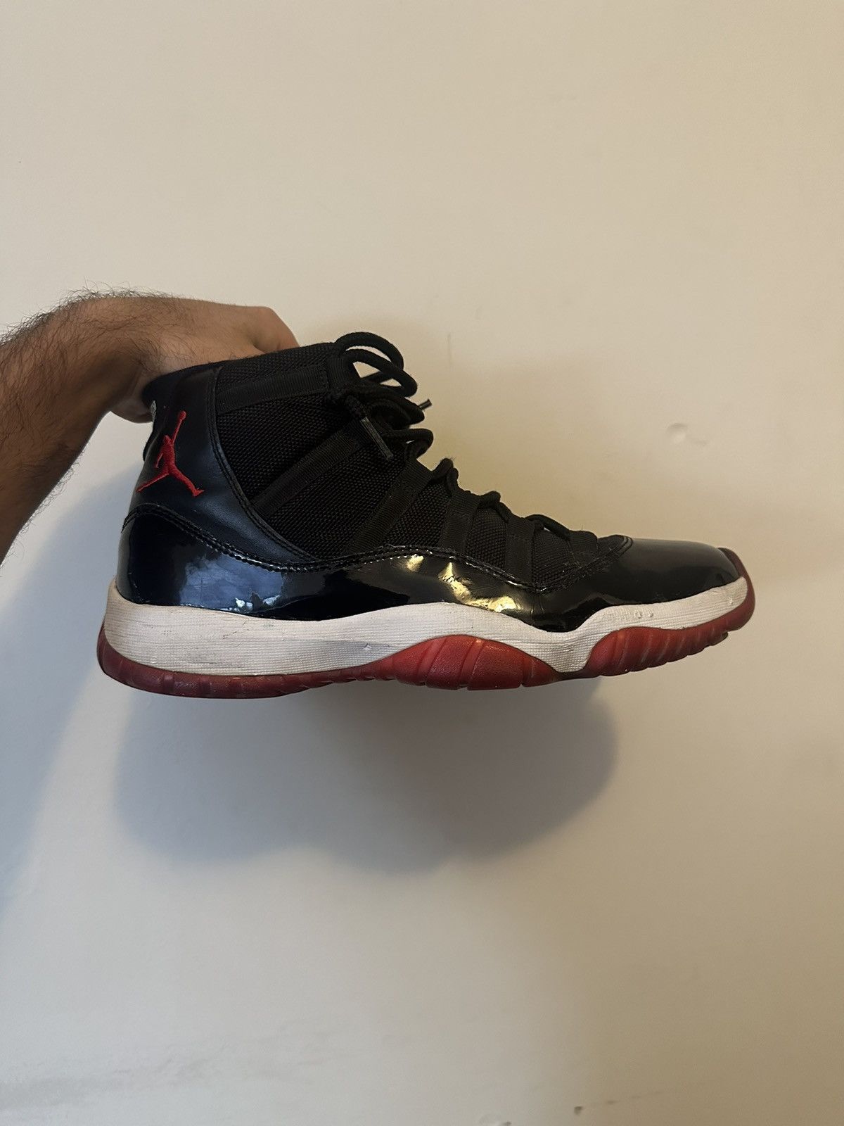 Jordan Brand Jordan Bred 11 Size US 10 / EU 43 - 6 Thumbnail