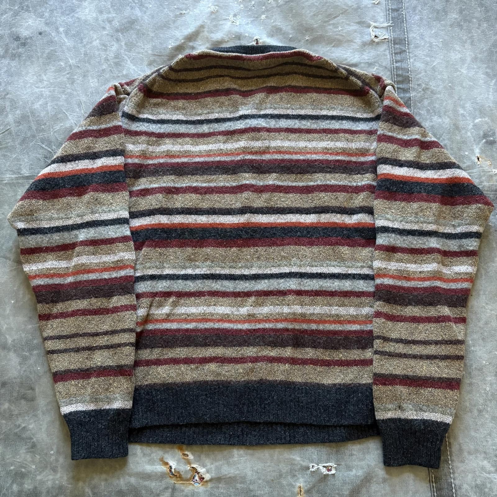 Vintage Vintage 90s Lambswool Knit Striped Unique V-Neck Sweater Size US M / EU 48-50 / 2 - 5 Thumbnail