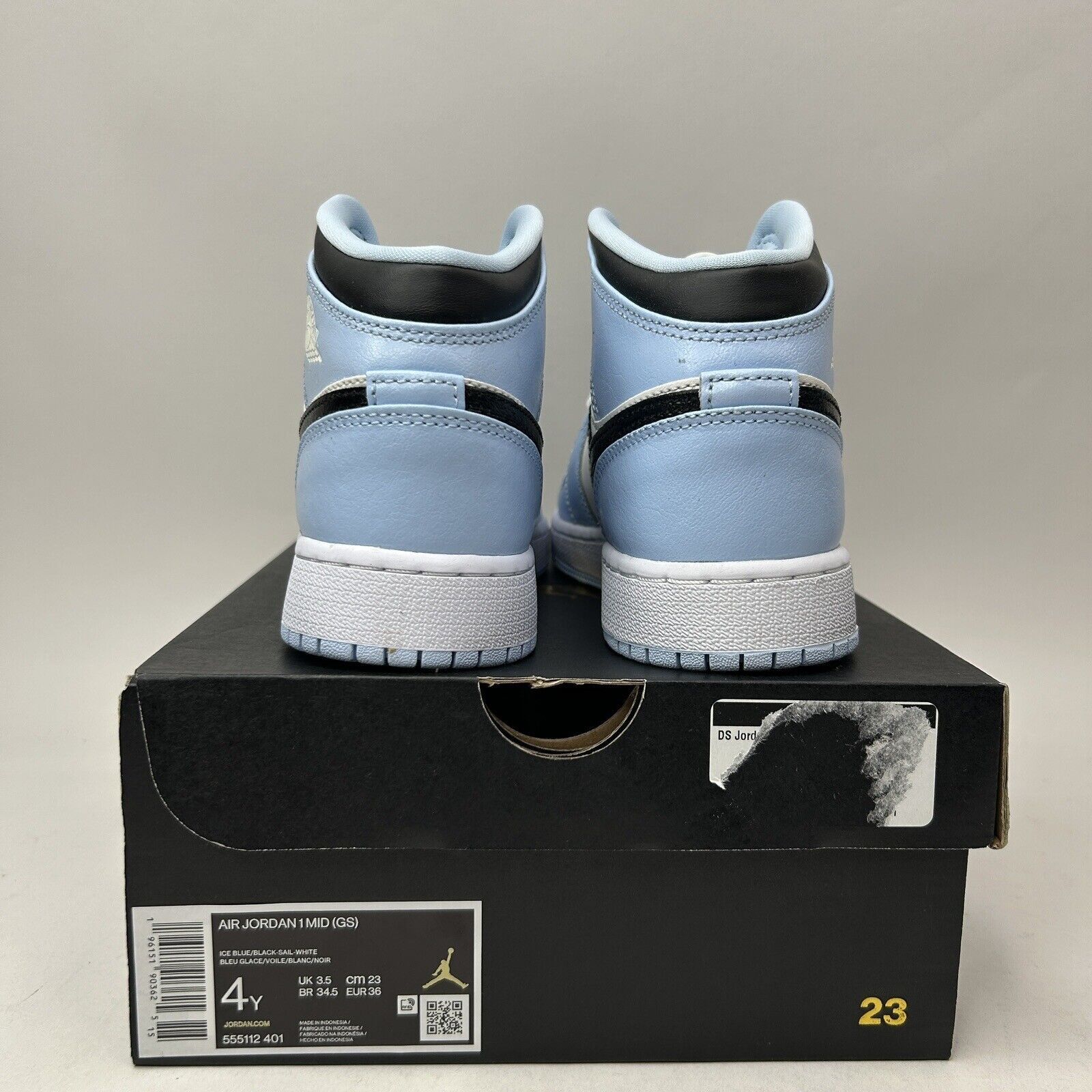 Nike Nike Air Jordan 1 Mid Retro GS "Ice Blue” 2023 Size US 5.5 / IT 35.5 - 4 Thumbnail