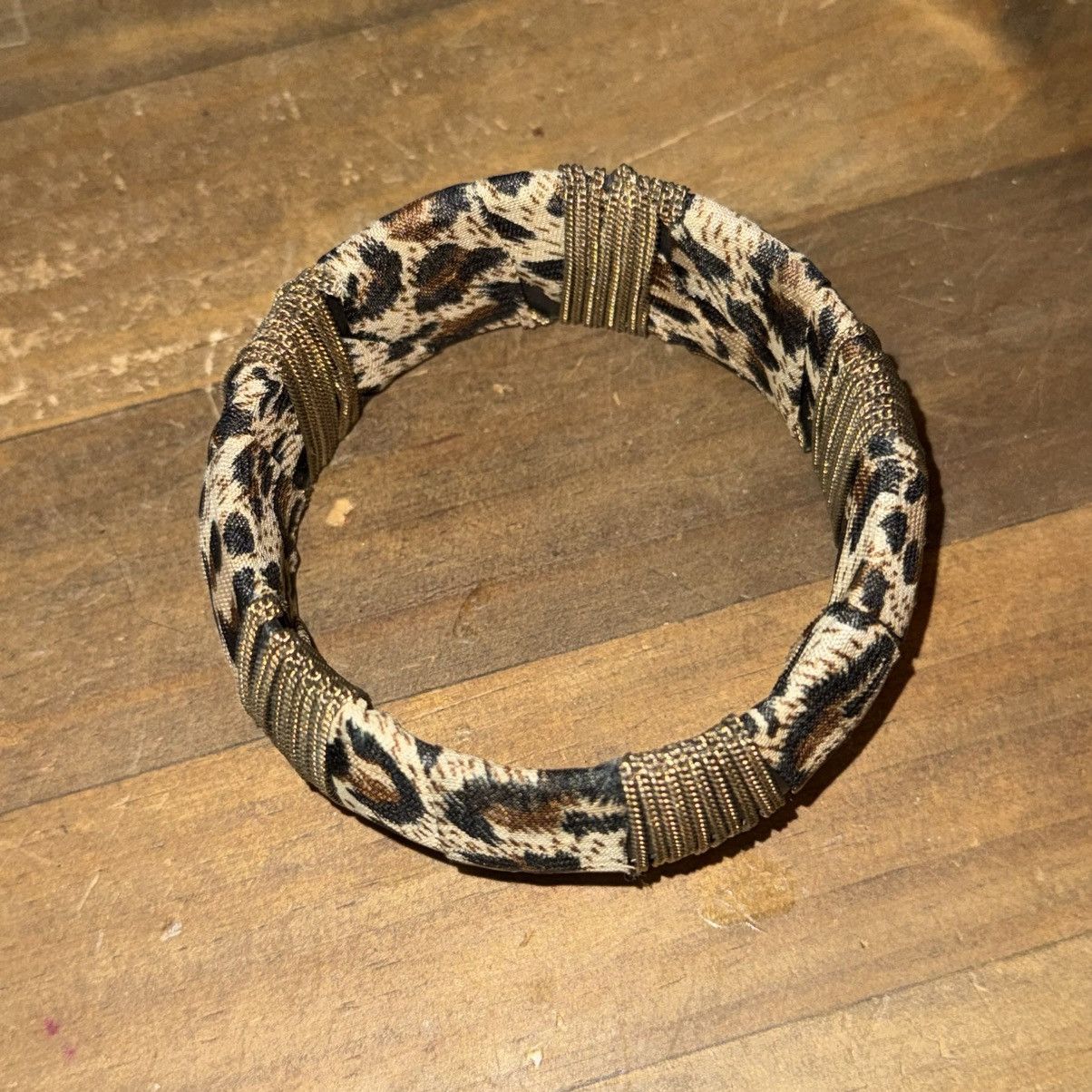 Other Leopard print chain wrapped fabric bangle bracelet Size ONE SIZE - 5 Thumbnail