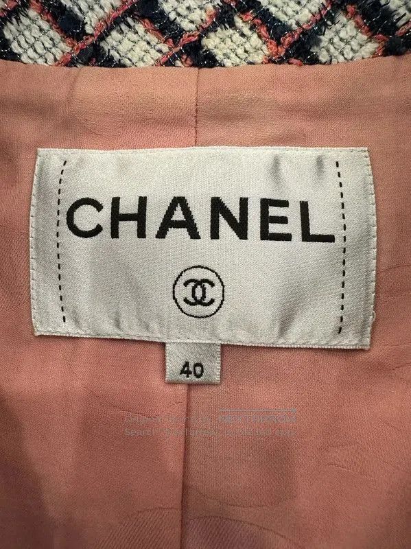 Chanel CHANEL Women's White Cashmere Jacket Size L . Size L / US 10 / IT 46 - 4 Thumbnail