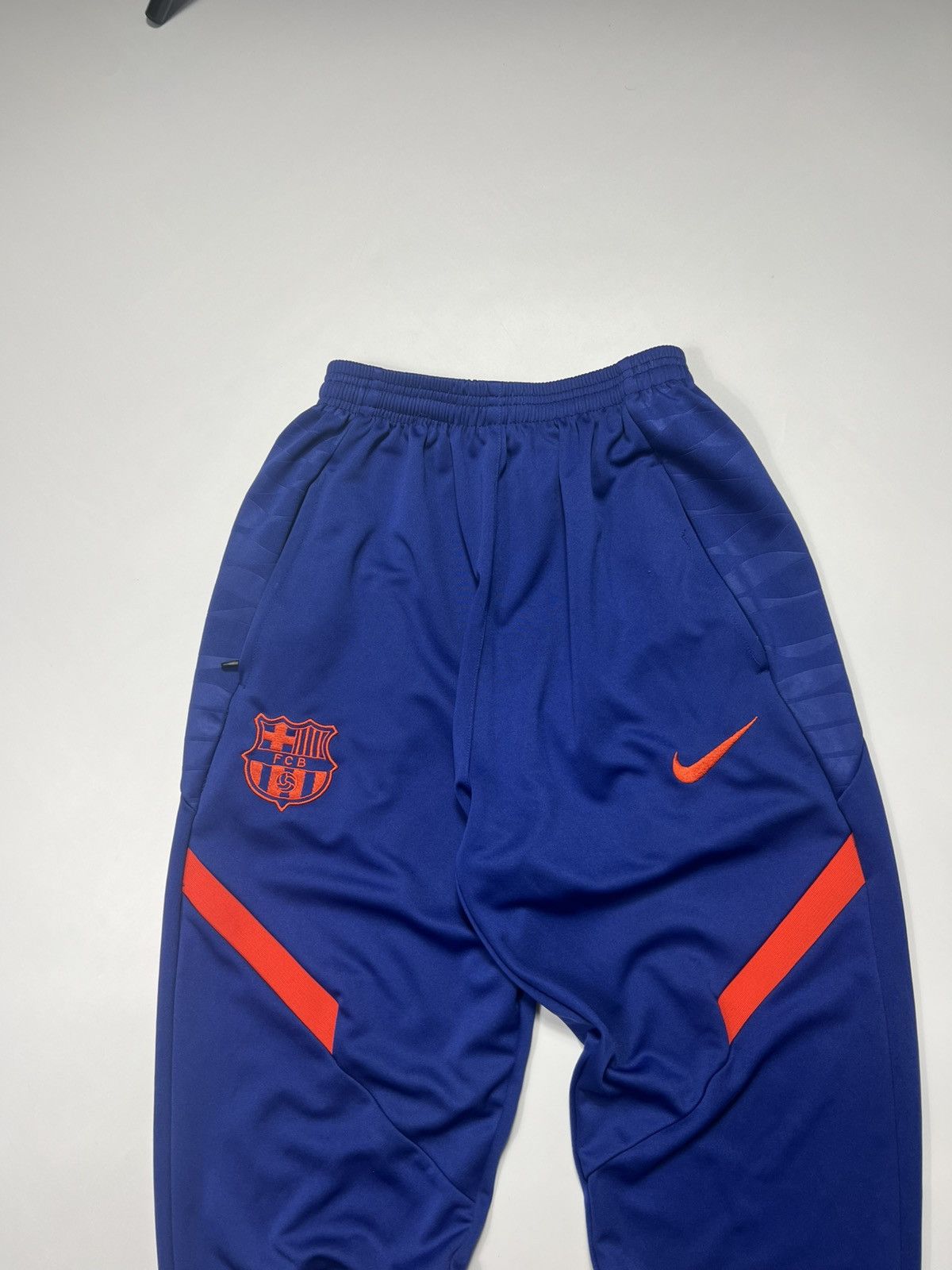 Other Vintage Nike Barcelona Aeroswift Training Suit Size US L / EU 52-54 / 3 - 12 Thumbnail