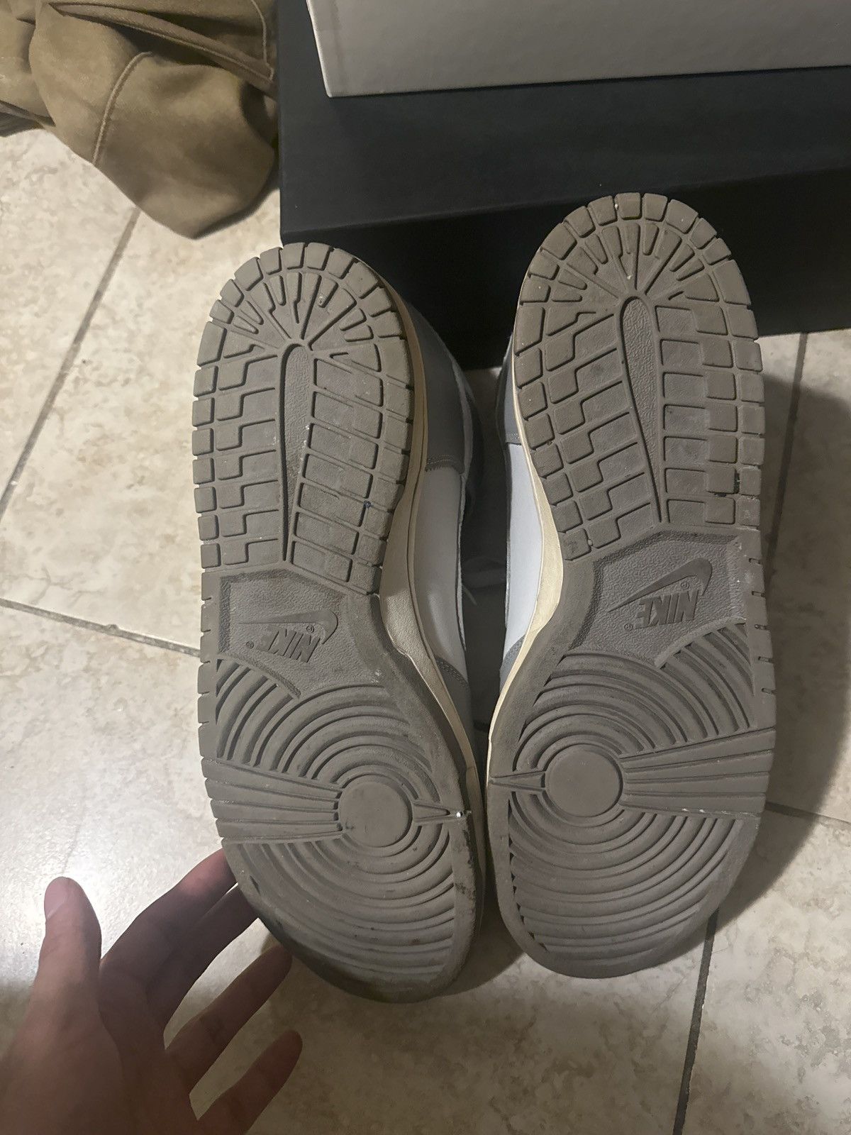 Nike 2008 neutral grey Nike dunks Size US 14 / EU 47 - 3 Thumbnail