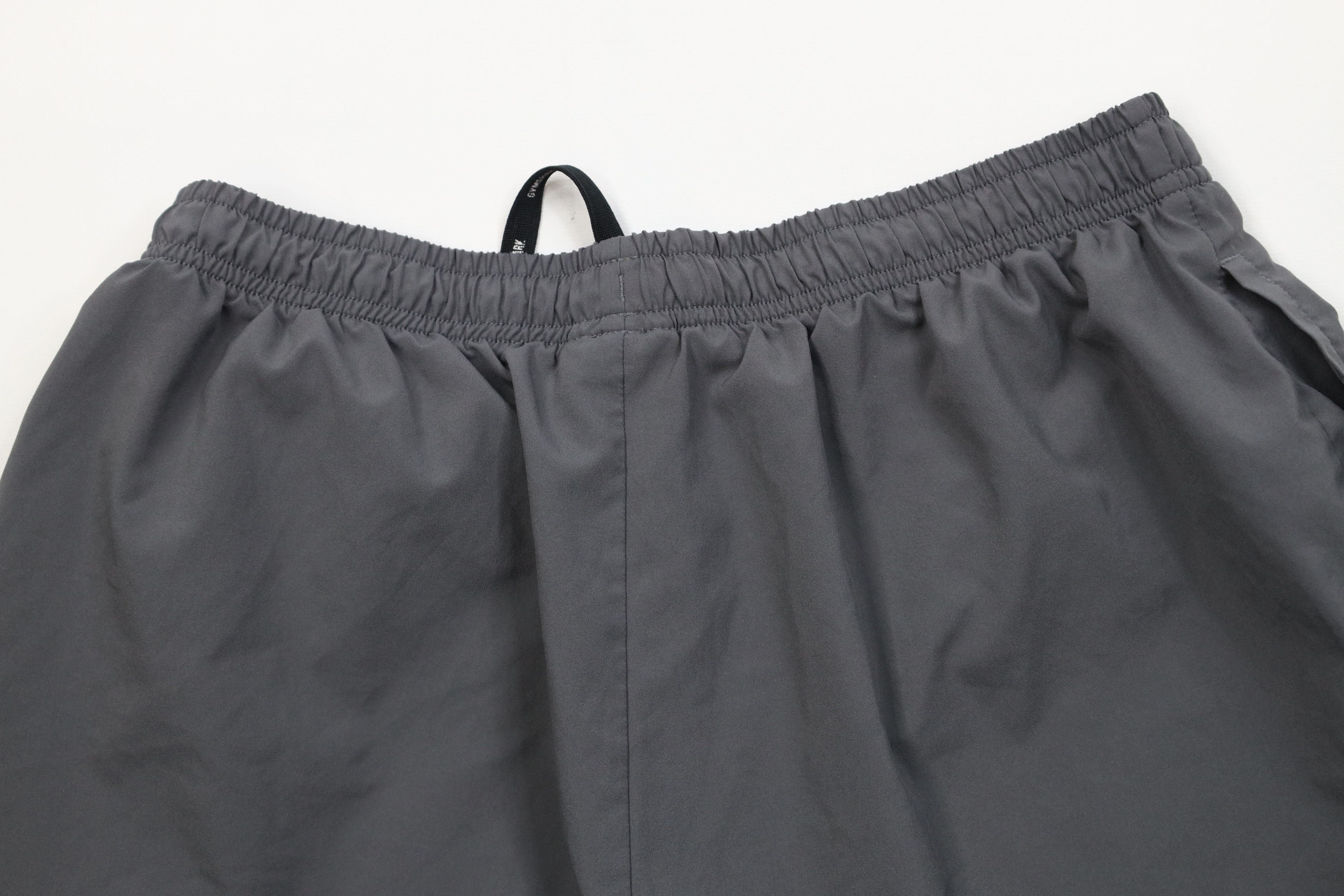 Gymshark Gymshark 7" Arrival Gym Running Jogging Soccer Shorts Gray Size US 32 / EU 48 - 13 Thumbnail