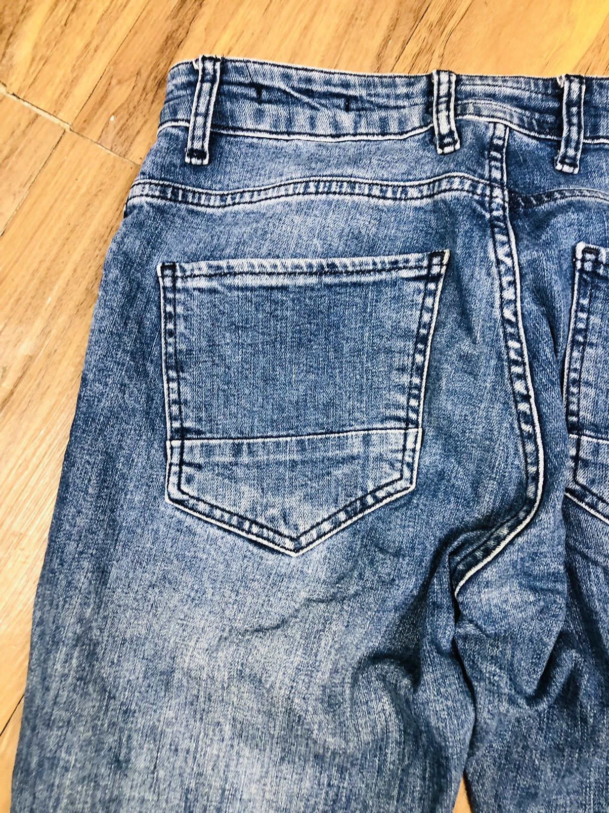Other 2Y DNM Distress Jeans (33) Size US 29 - 21 Thumbnail