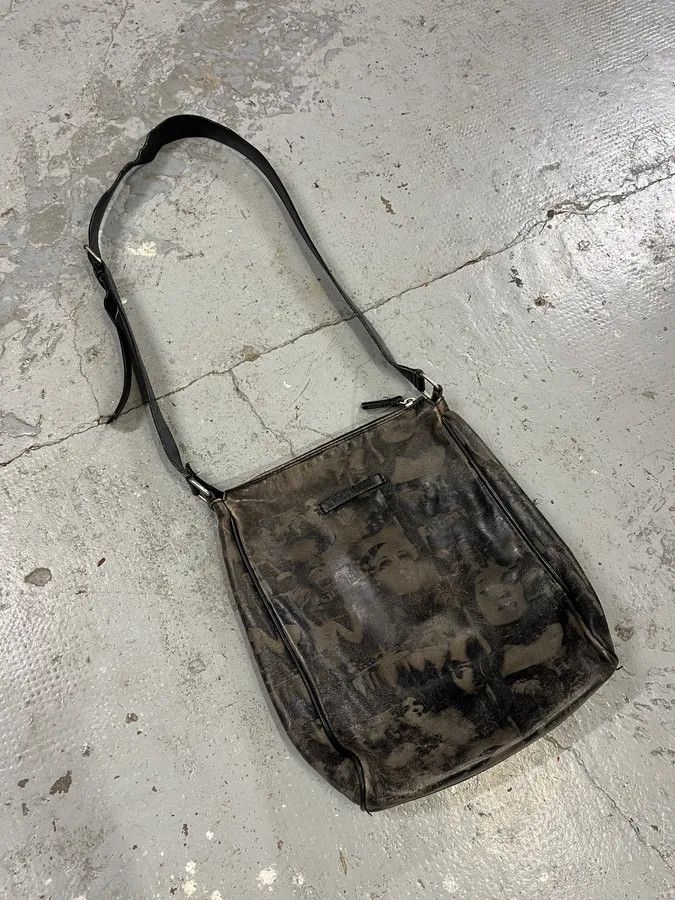 Jean Paul Gaultier 1995 Jean Paul Gaultier Dark Shadow Human Face Shoulder Bag Size ONE SIZE - 3 Thumbnail