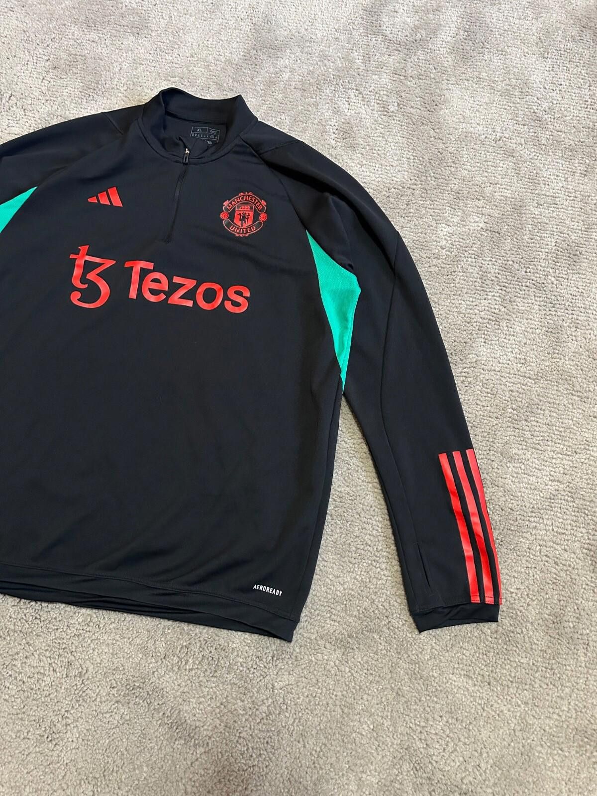Adidas MANCHESTER UNITED 2023/2024 TRAINING TOP 1/4 ZIP ADIDAS XL Size US M / EU 48-50 / 2 - 3 Thumbnail