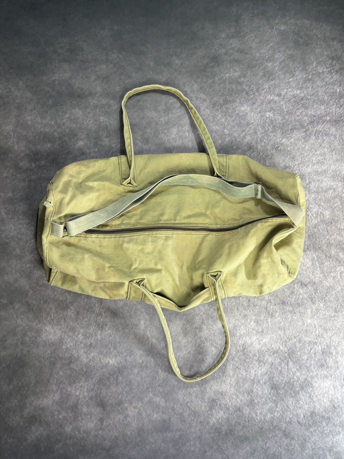 Vintage Vintage Military Duffle Bag Army Green Canvas Laundry Sling Size ONE SIZE - 7 Thumbnail
