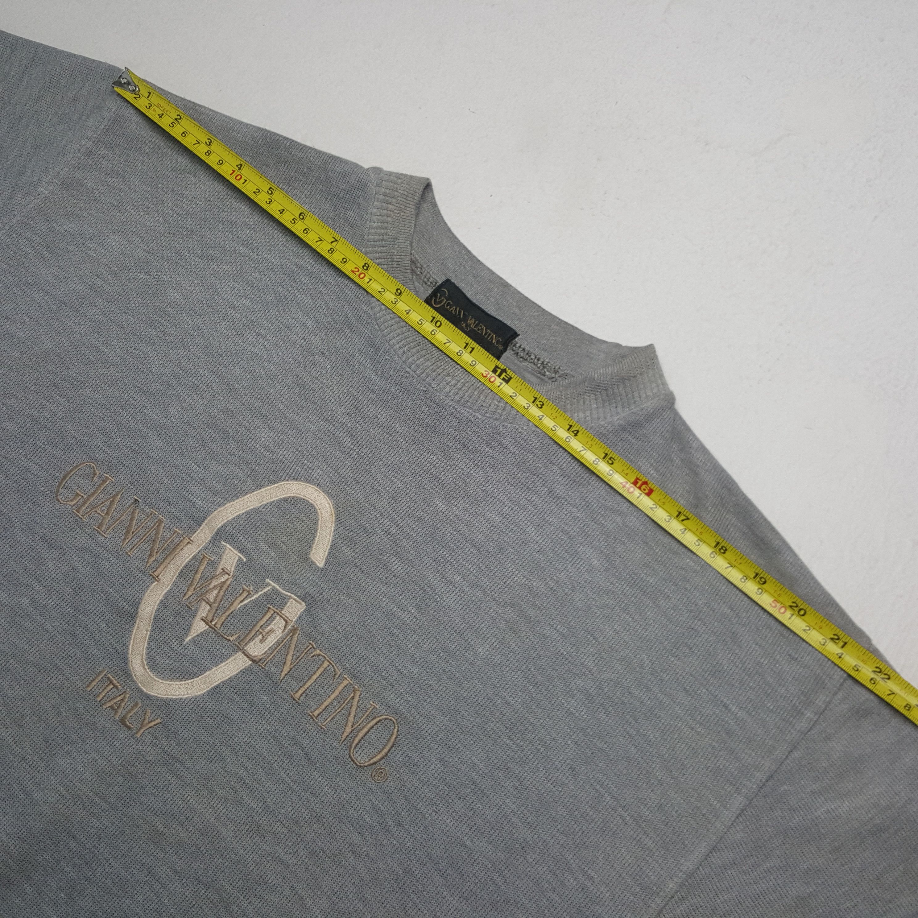 Gianni Valentino Vintage Ganni Valentino Designer Brand Sweatshirt RR5 Size US L / EU 52-54 / 3 - 5 Thumbnail