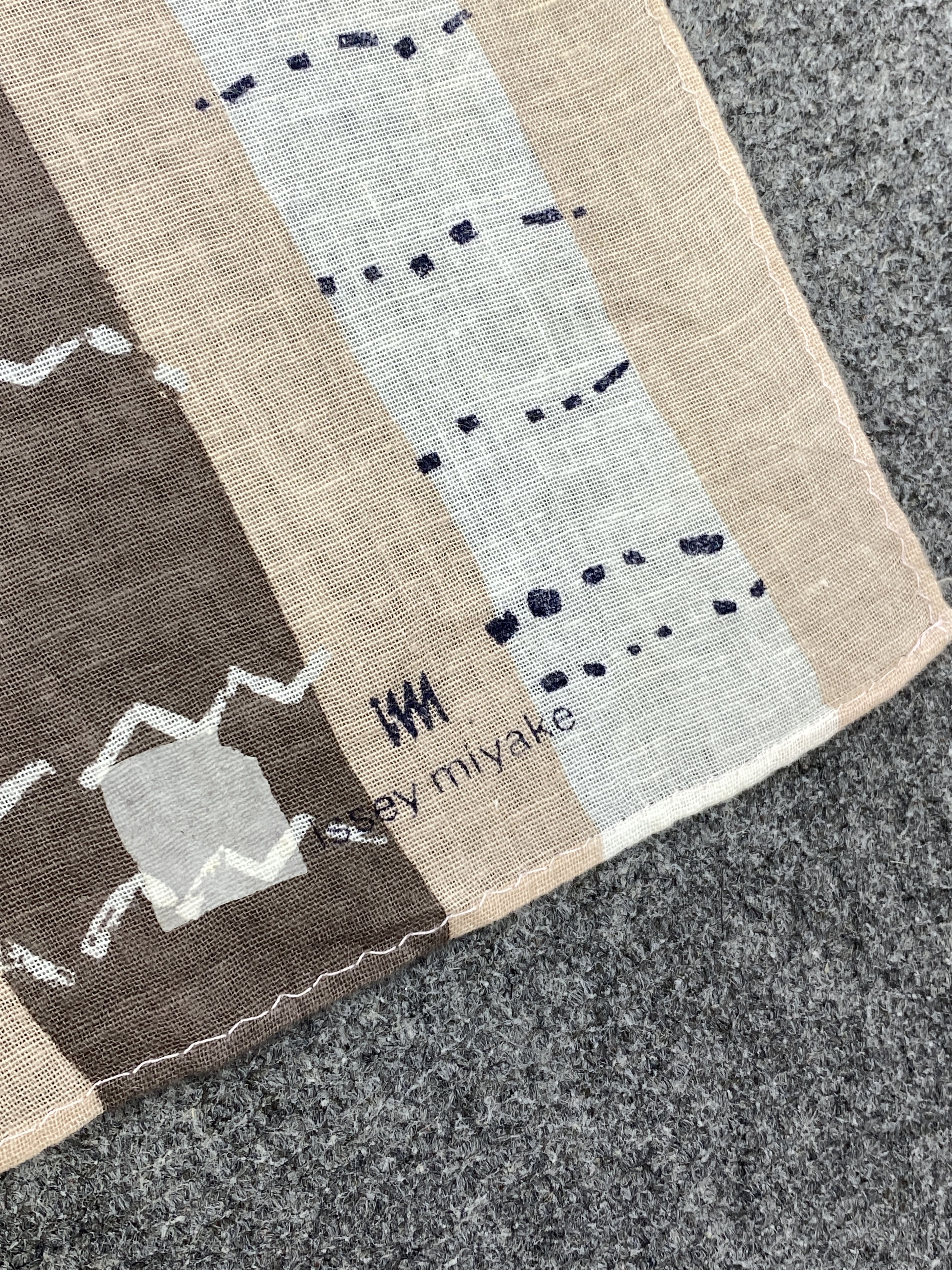 Issey Miyake Issey Miyake Handkerchief / Neckerchief HKC0996 Size ONE SIZE - 5 Thumbnail