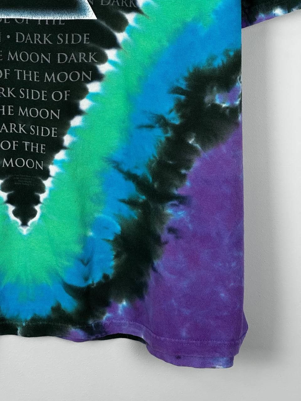 Vintage Liquid Blue Pink Floyd Dark Side of the Moon Tie Dye T Shirt Size US XL / EU 56 / 4 - 5 Thumbnail