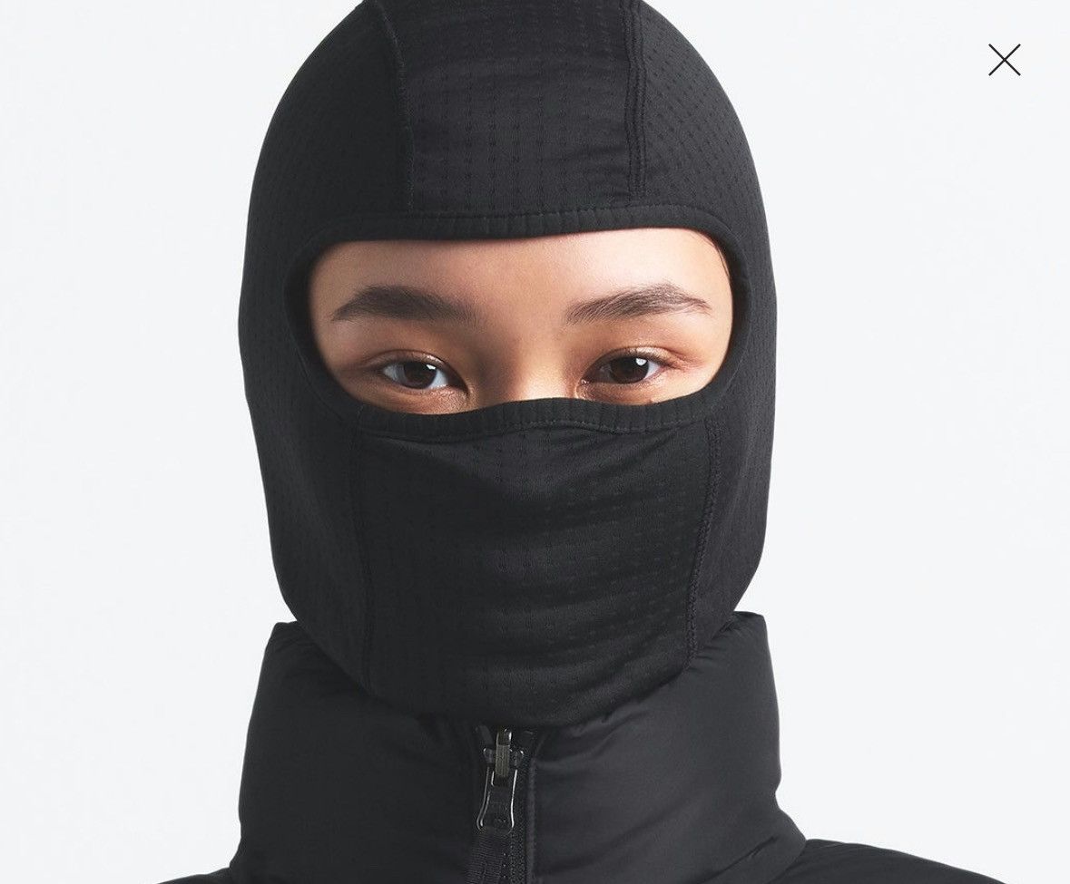 SKIMS × The North Face SKIMS DOTNIT BALACLAVA ONYX Size ONE SIZE - 3 Thumbnail
