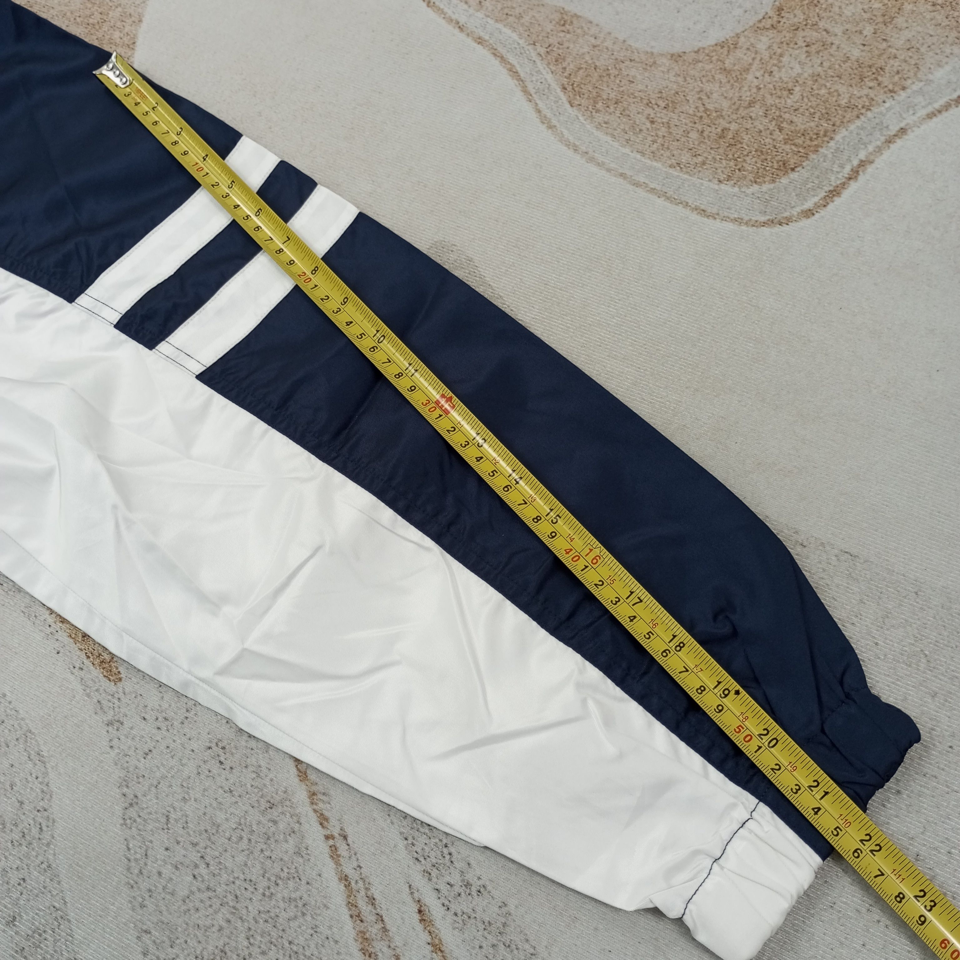 Sergio Tacchini Sergio Tacchini Logo Design Windbreaker Jacket c238n10 Size US XL / EU 56 / 4 - 9 Thumbnail