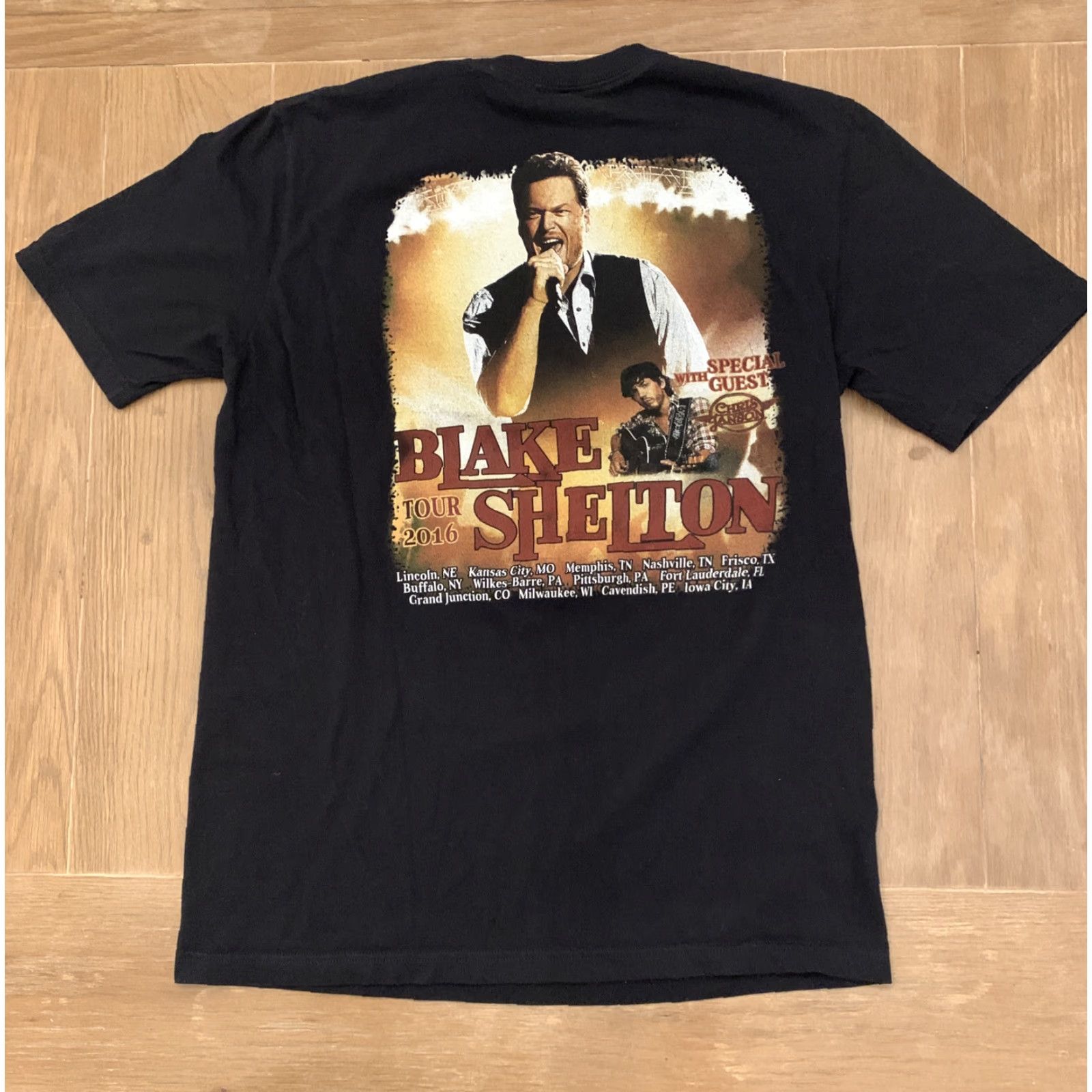 Vintage Blake Shelton Concert T-Shirt 2016 Tour Chris Janson Mens Medium Black Graphic Tee Size US M / EU 48-50 / 2 - 3 Thumbnail