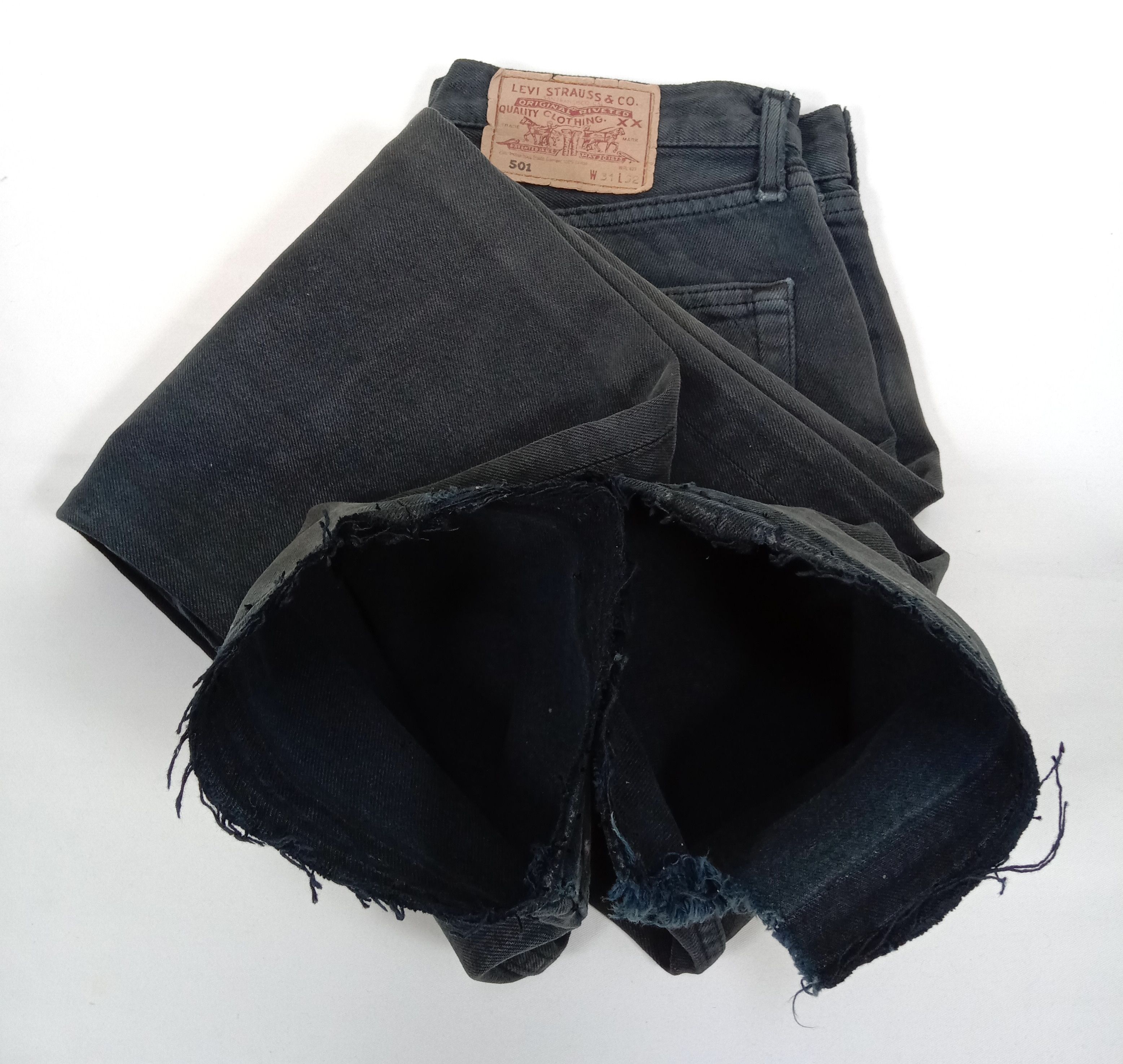 Levi's Vintage Levi's 501 Jeans Faded Black Distressed Denim Size US 31 - 14 Thumbnail