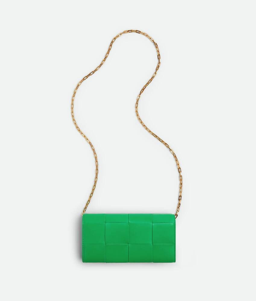 Bottega Veneta o1n1vont1224 Size: OS / Cassette Wallet On Chain in Green Size ONE SIZE - 4 Thumbnail