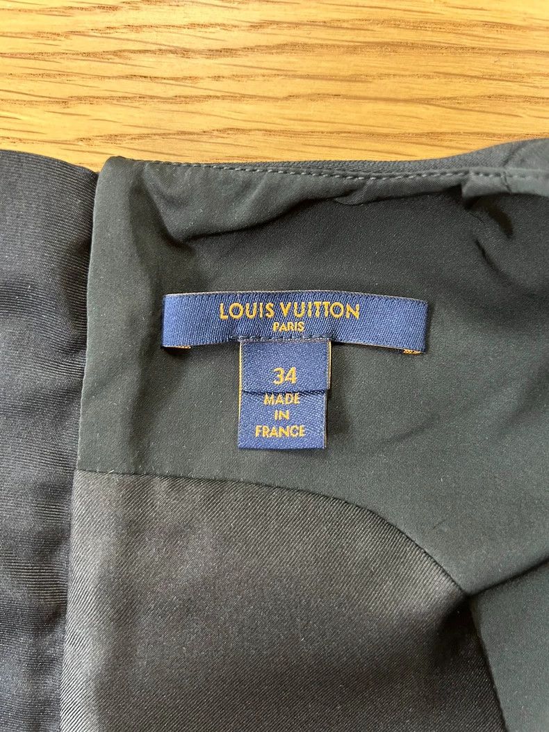 Louis Vuitton Louis Vuitton 23 Show Old Flower Big Round Button Decoratio Size XXS / US 00 / IT 34 - 6 Thumbnail