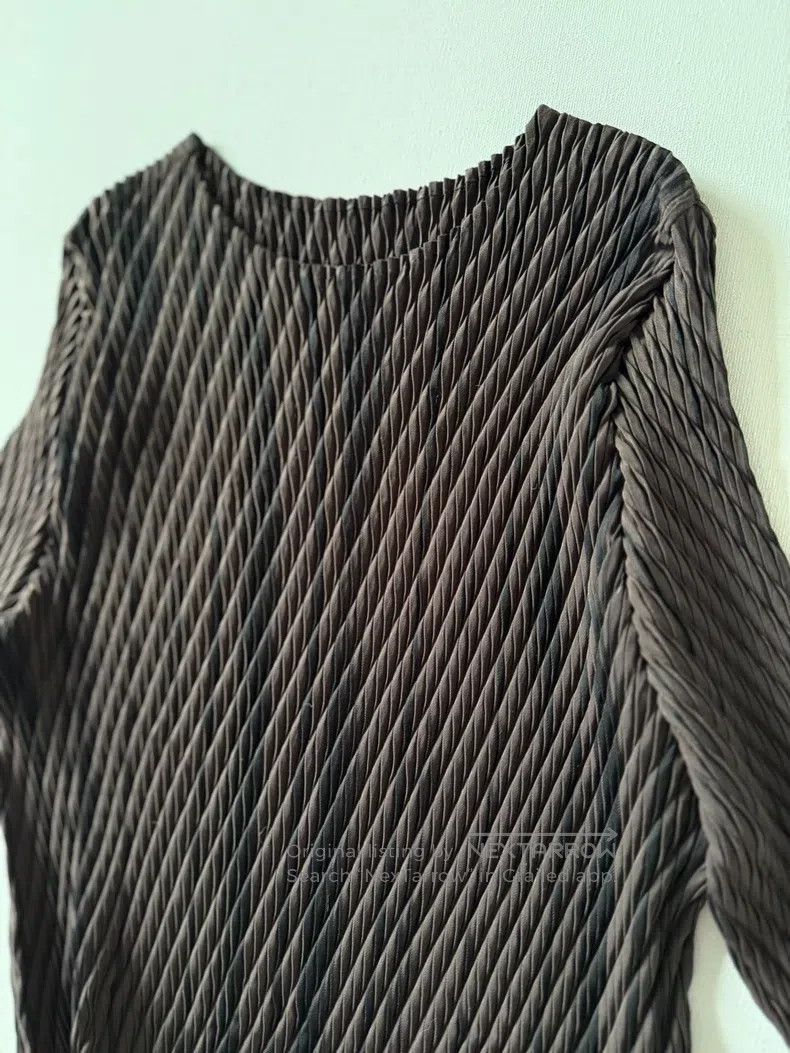 Issey Miyake Issey Miyake Fish Scale Long Sleeve Pullover Top Size M / US 6-8 / IT 42-44 - 3 Thumbnail