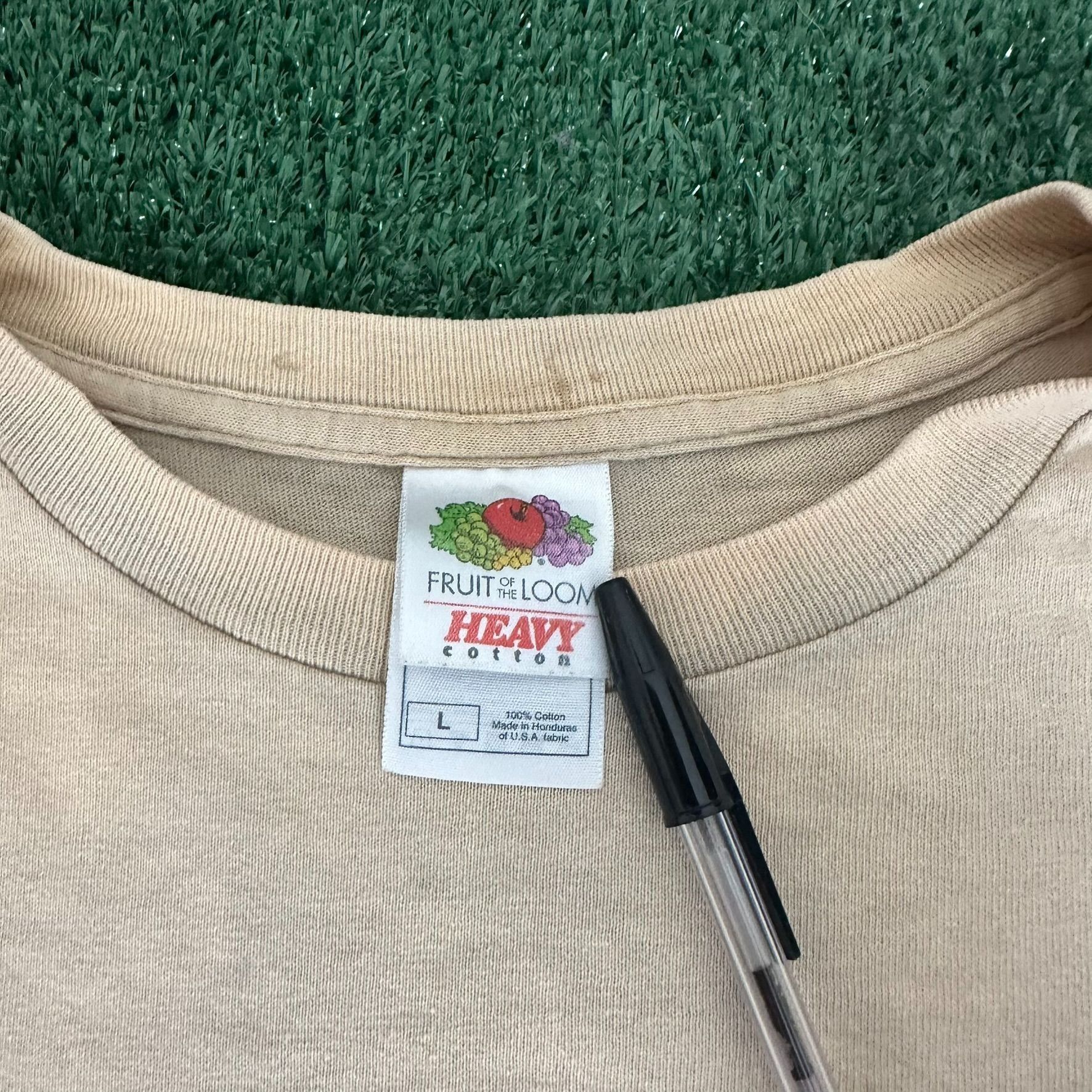 Vintage Vintage Y2K Gander Mountain T-Shirt Beige Outdoor Distressed Size US L / EU 52-54 / 3 - 3 Thumbnail