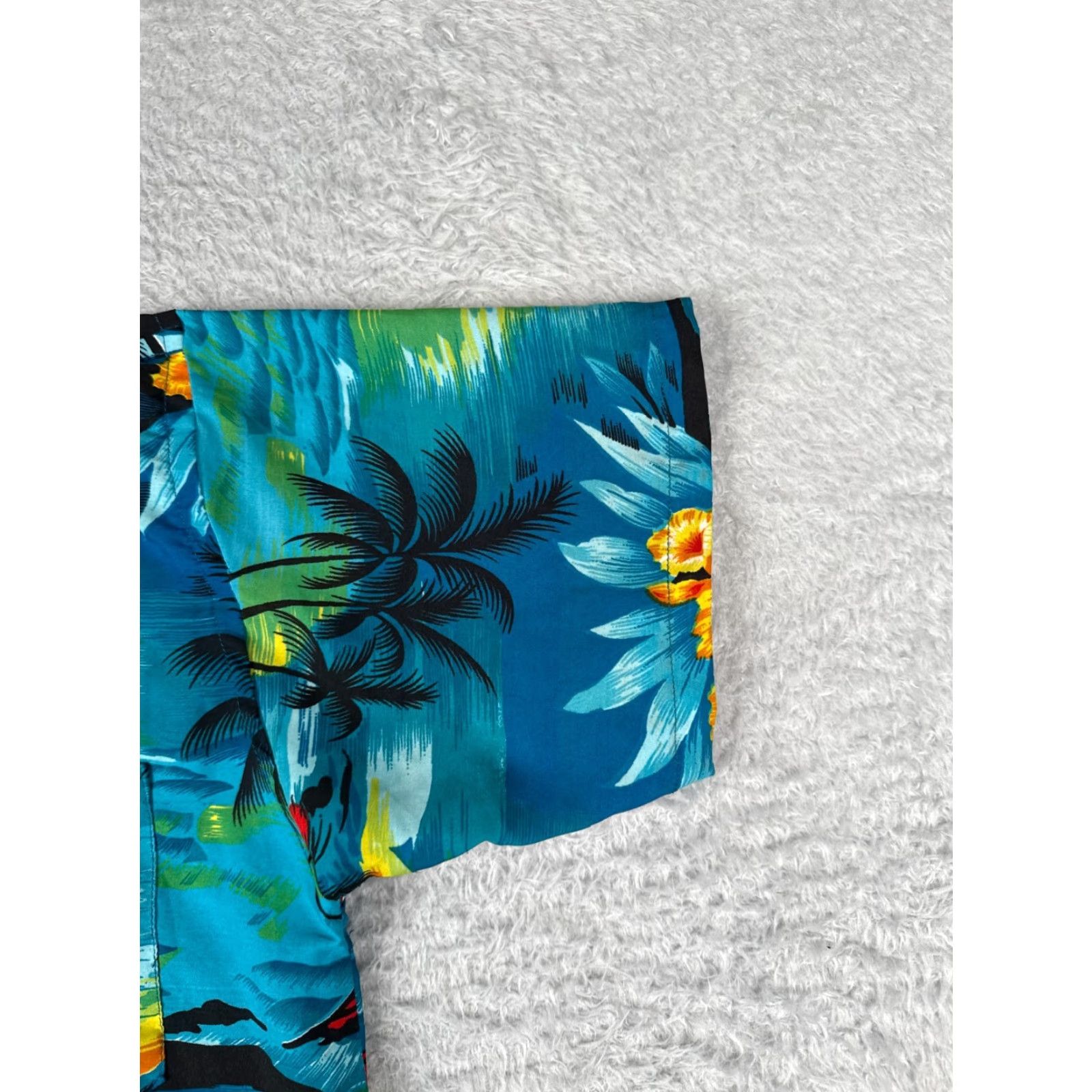 Esprit American Esprit Shirt Men Small Blue Floral Palm Sailboat Polyester Hawaiian Button-Up Short Sleeve Mens Size US S / EU 44-46 / 1 - 2 Thumbnail
