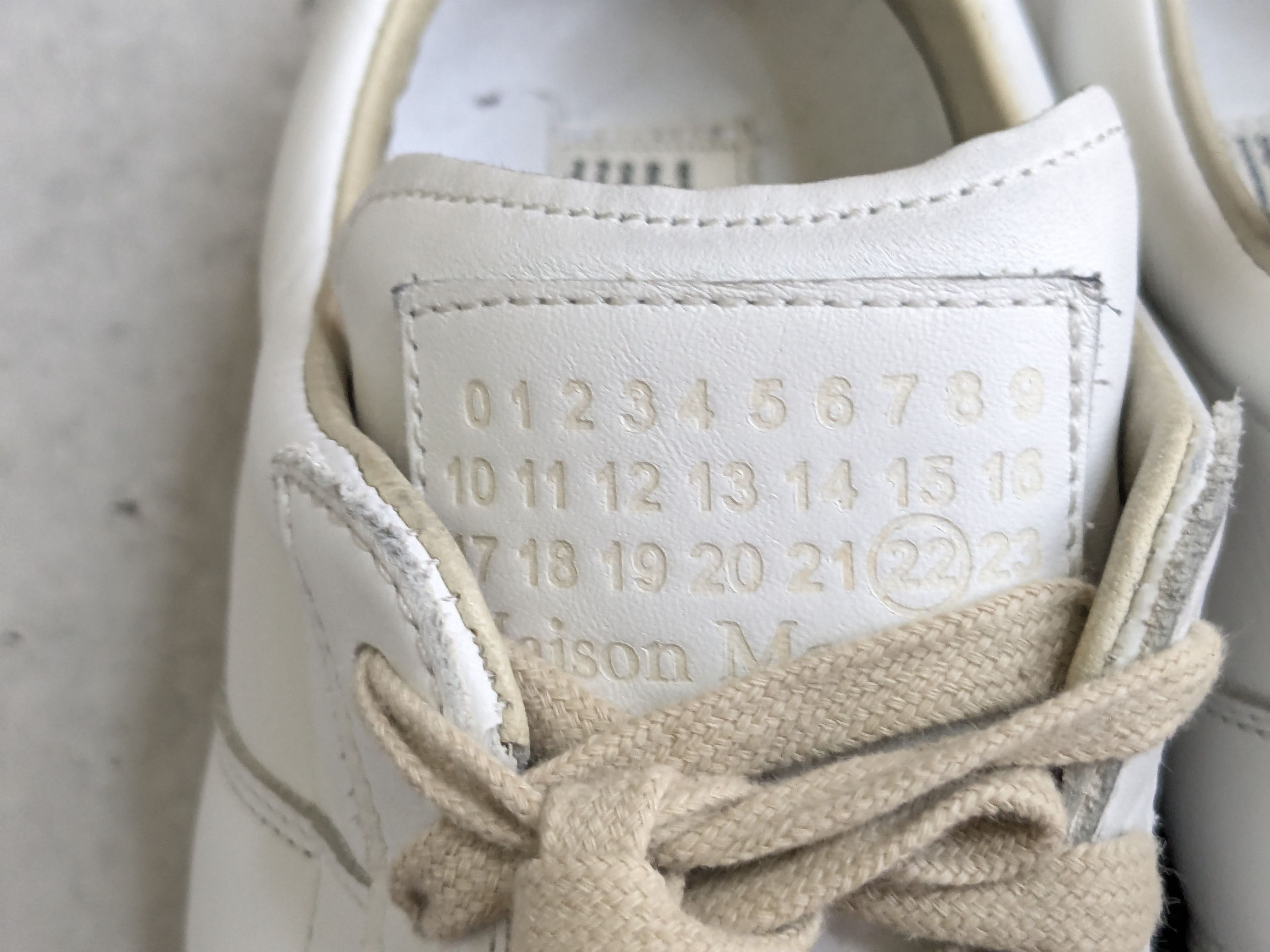 Maison Margiela Maison Margiela Gat Replica White Silver 9 42 Low Tops Size US 9 / EU 42 - 6 Thumbnail