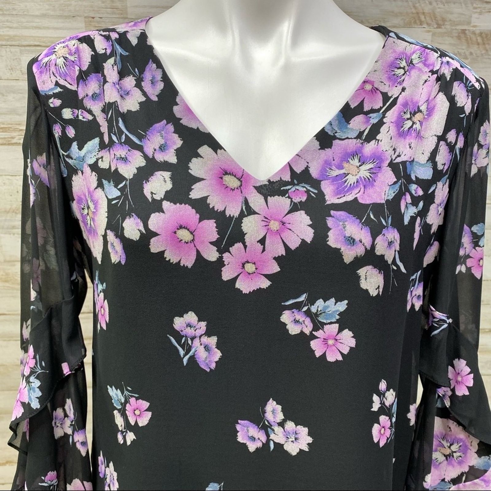 Nanette Lepore Nanette Lepore Silk Zen Floral Blouse Size S Purple Black Size S / US 4 / IT 40 - 3 Thumbnail