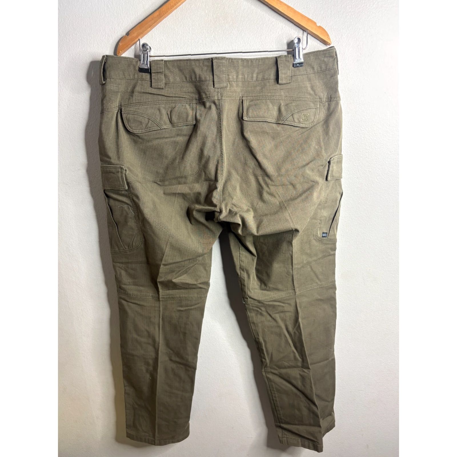 Vintage 5.11 Tactical Pants Womens 18 Regular Green Cargo Ripstop Outdoor Hiking Pants Womens 18 Regular Green Cargo Ripstop Outdoor Hiking Size 40" / US 18 - 4 Thumbnail