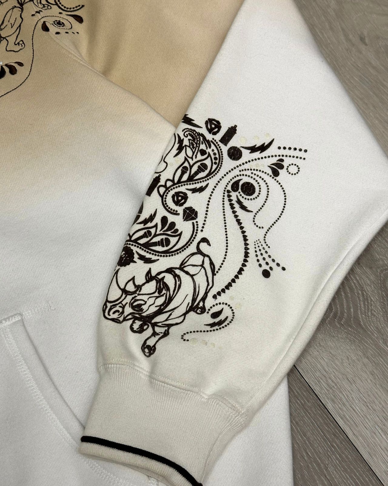 Ecko Unltd. Rare Y2K Ecko Unltd. Embroidered Ombre Zip-Up Hoodie - XL Size US XL / EU 56 / 4 - 5 Thumbnail