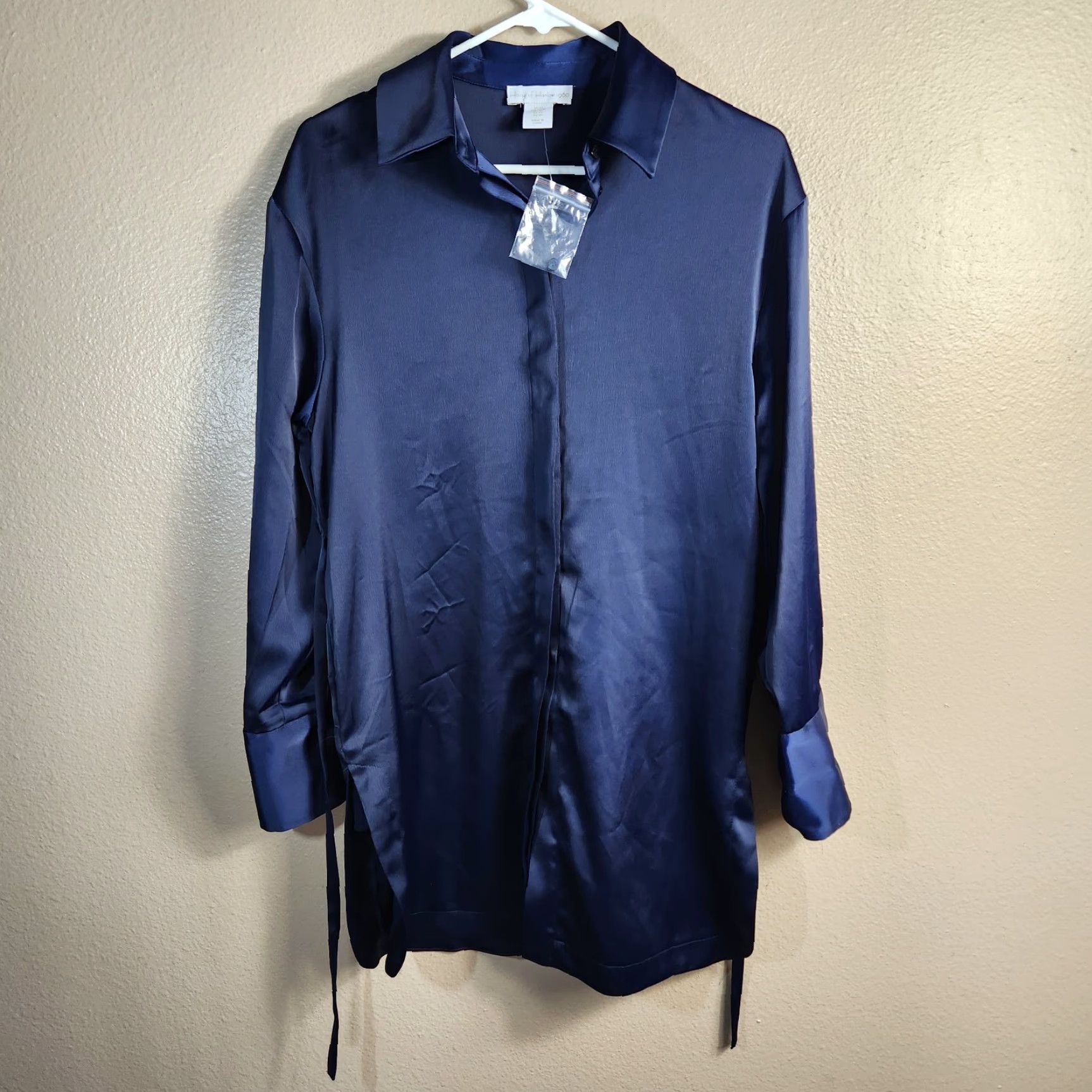 House of Harlow VINTAGE House of Harlow 1960 Womens Shirt Dress XS Navy Long Sleeve with Tie Waist Satin/Polyester Beautiful Detail Size XS / US 0-2 / IT 36-38 - 2 Thumbnail