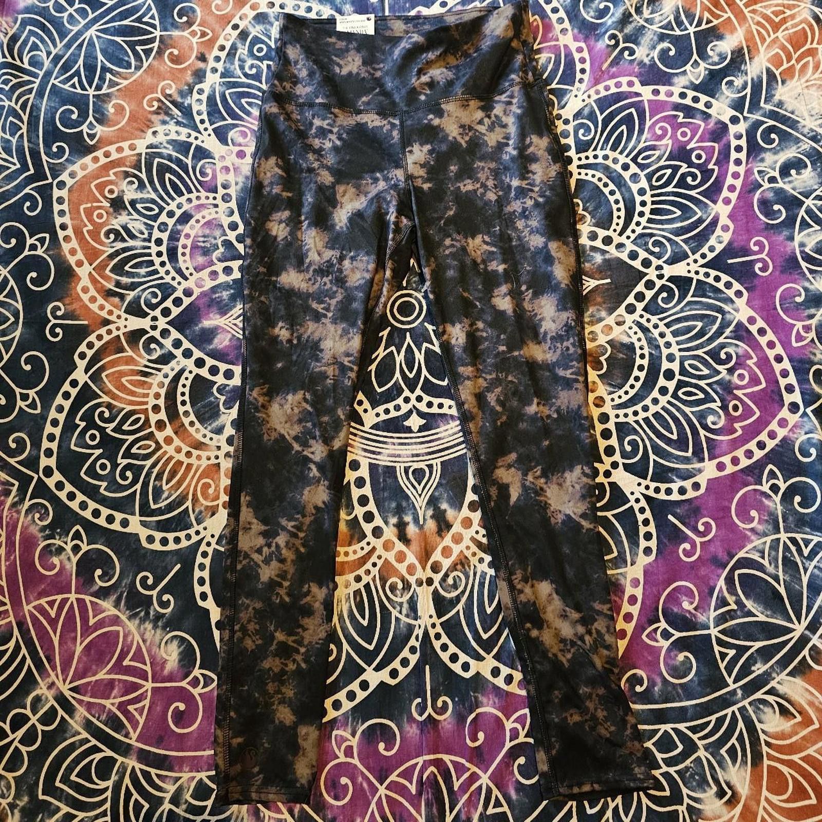 Designer Gloria Vanderbilt Women's Legging NWT Tie-Dye Size 32" / US 10 / IT 46 - 1 Thumbnail