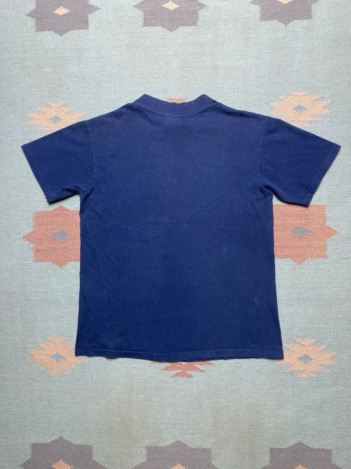 Vintage VTG 80s t shirt Oldsmobile Hanes single stitch V8 engines M Size US M / EU 48-50 / 2 - 6 Thumbnail
